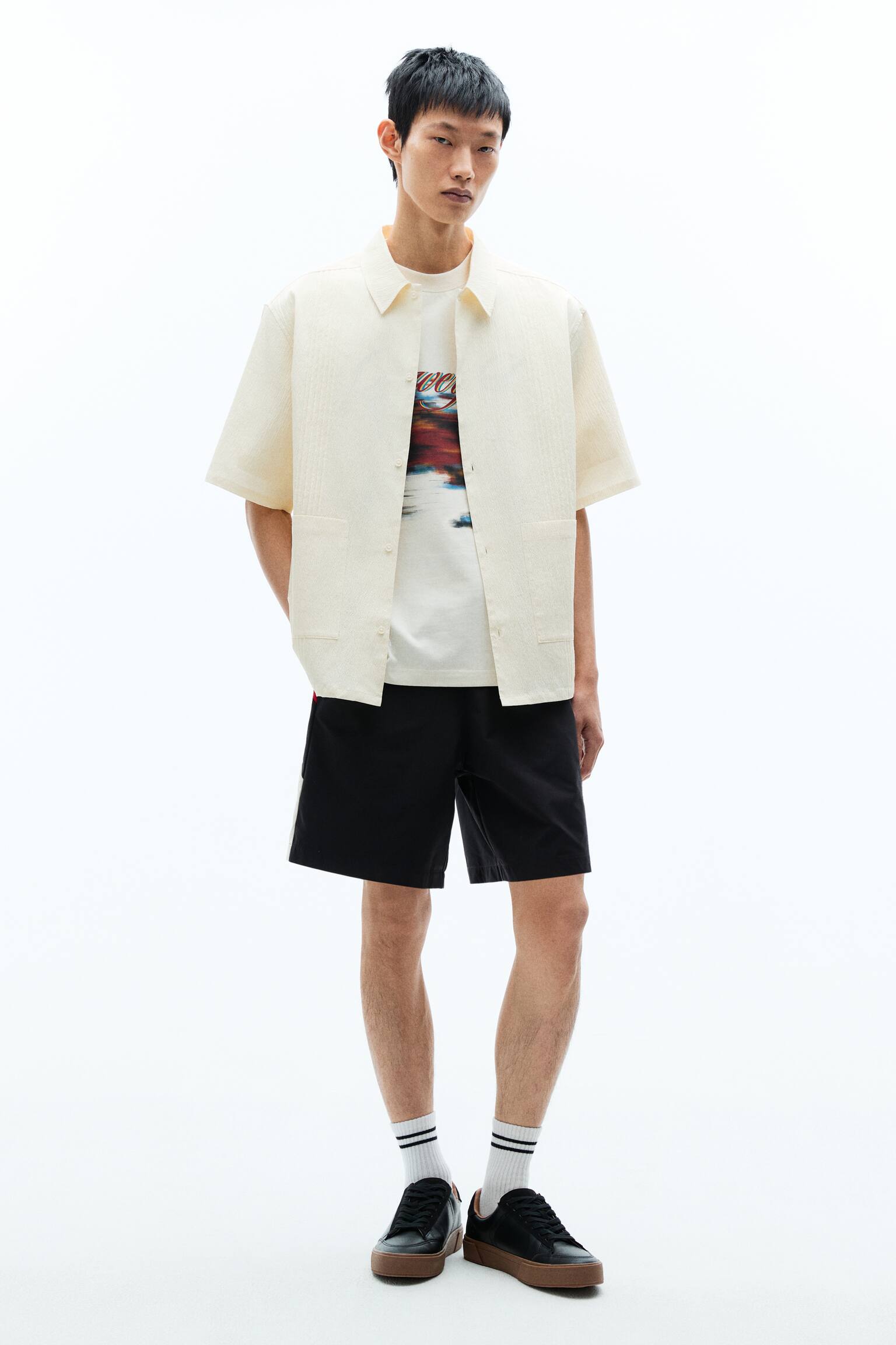 Loose Fit Textured short-sleeved shirt - Cream/Black - 3