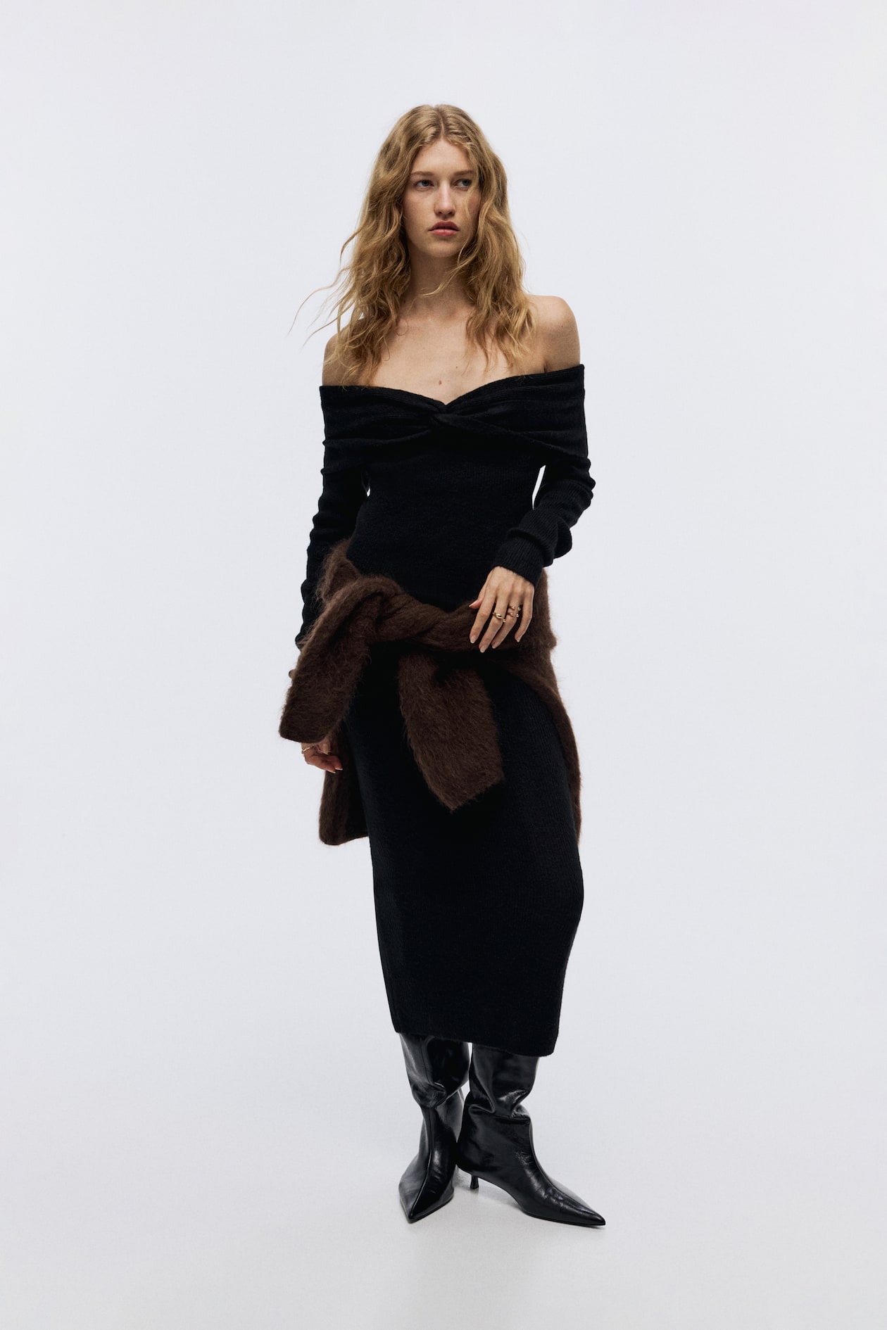 Fine-Knit Off-the-Shoulder Dress