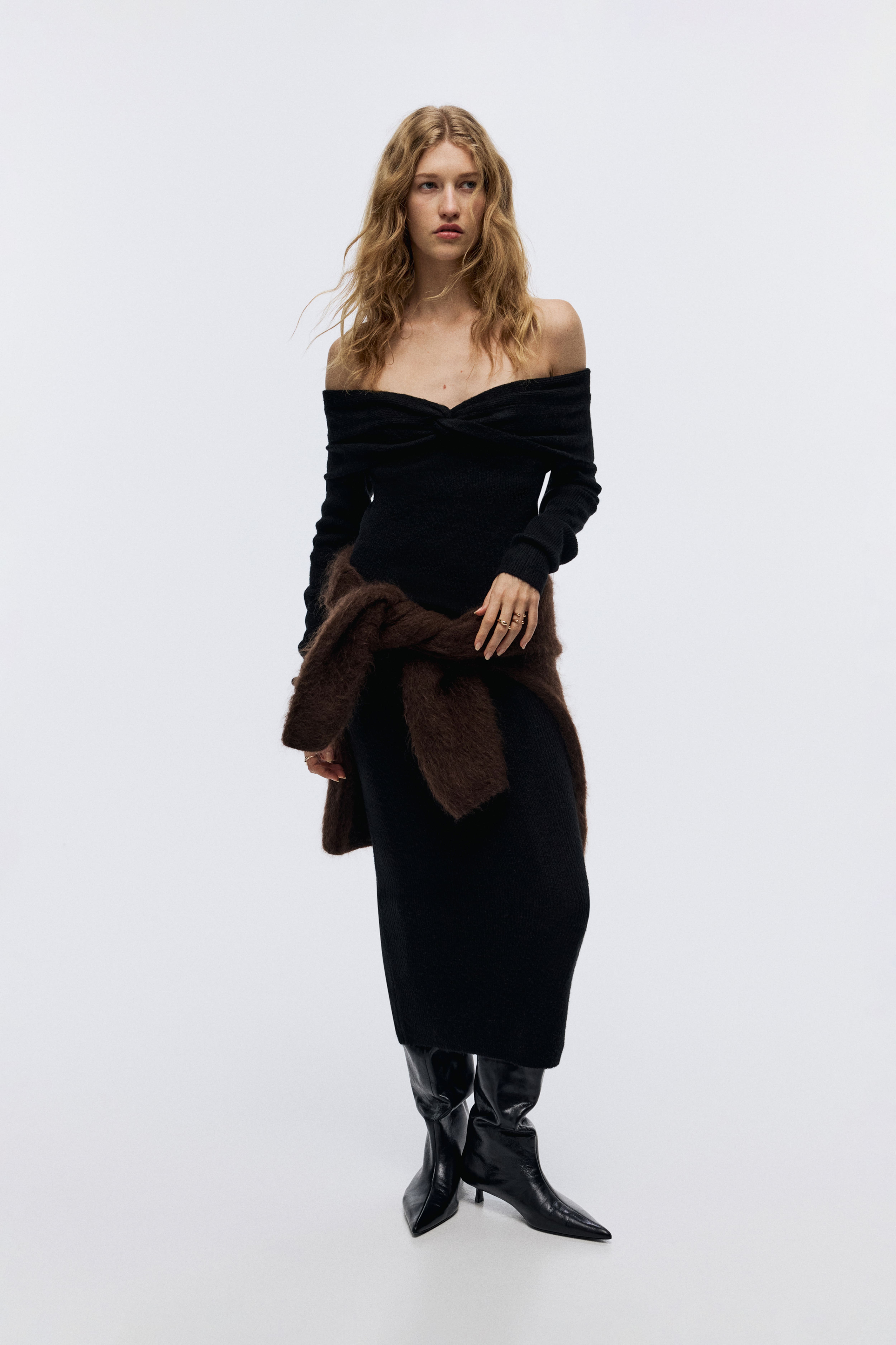 Fine-Knit Off-the-Shoulder Dress