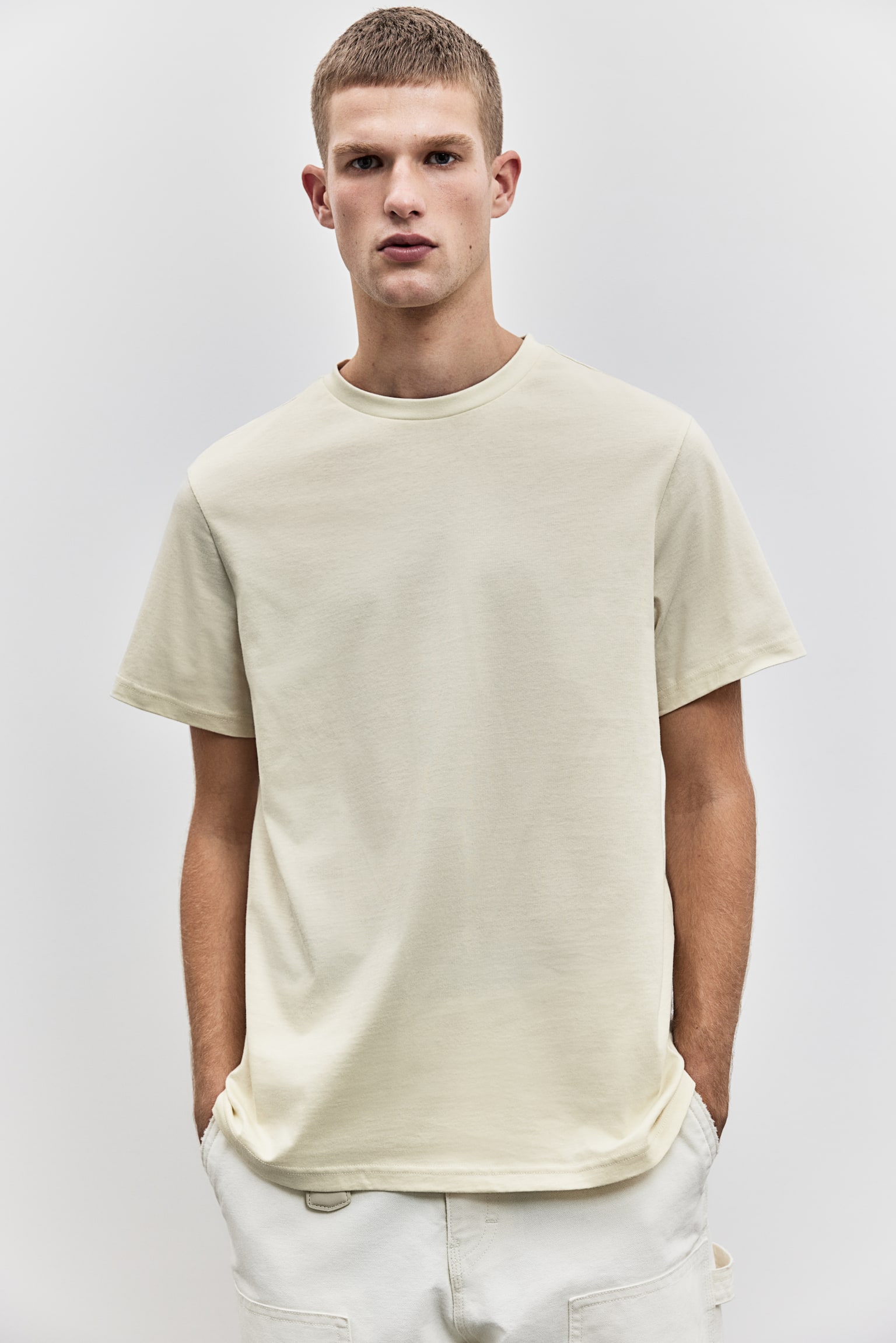 Regular Fit T-shirt - Light beige/Black/Light beige/Dark blue/Burgundy/Dark grey/Forest green/Grey marl/Dark brown/Black marl/Light green/Turquoise/Light green/Pink/Dark aubergine/White/Khaki green/Blue - 1