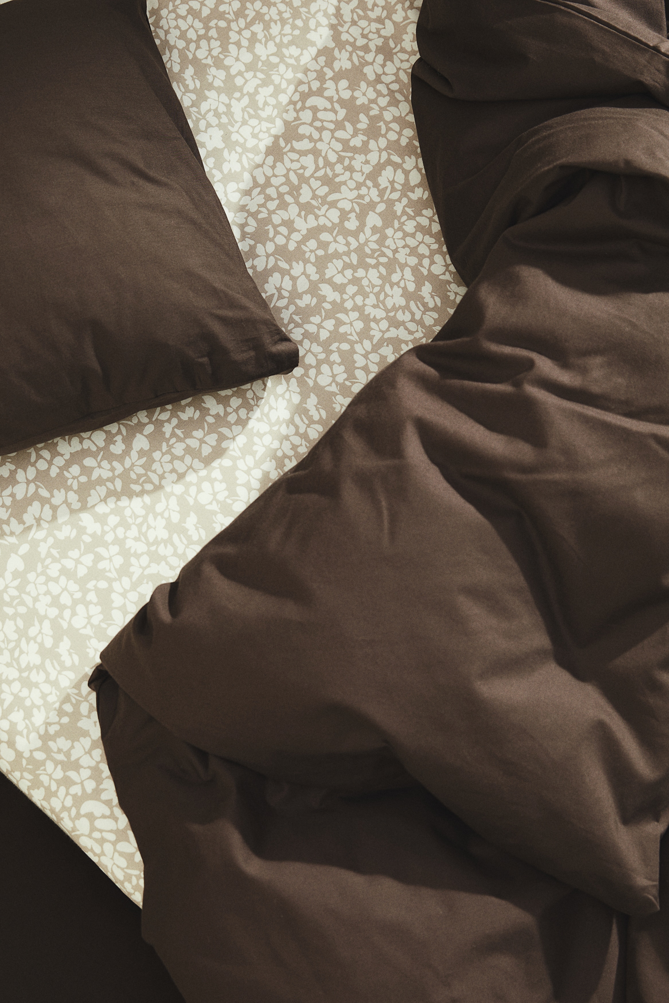 Patterned cotton fitted sheet - Beige/Floral/Light beige/Floral/White/Blue floral