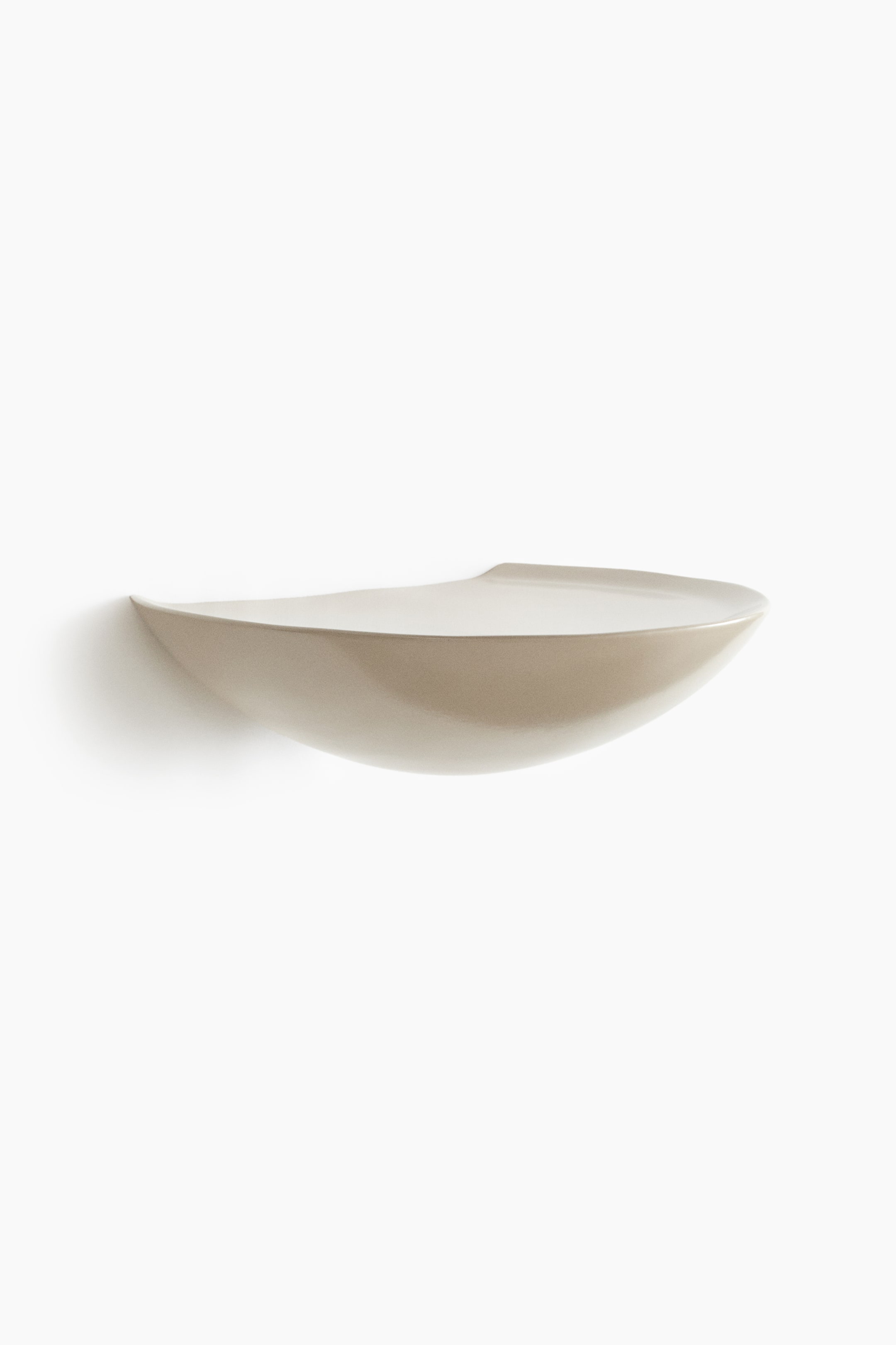 Visa större bild: Rundad vägghylla i metall - Light beige - Home All | H&M SE 1