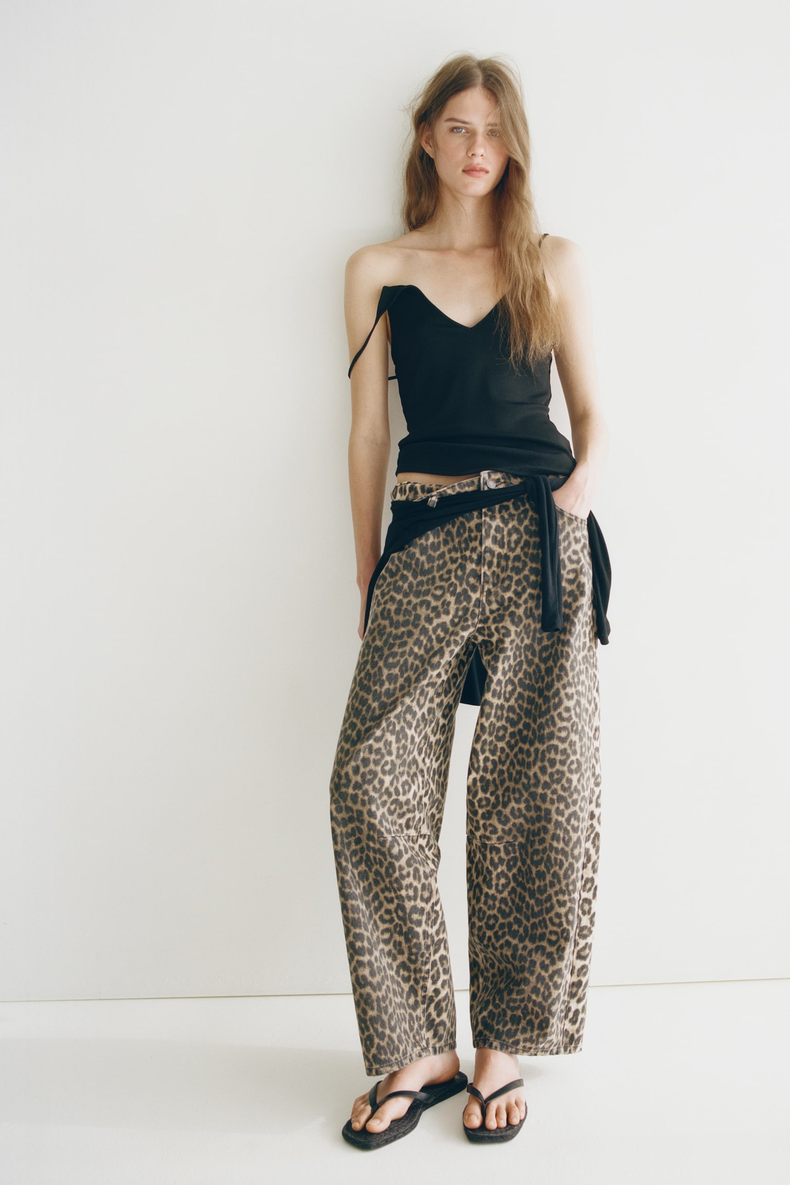 Barrel High Waist Ankle Jeans - 7