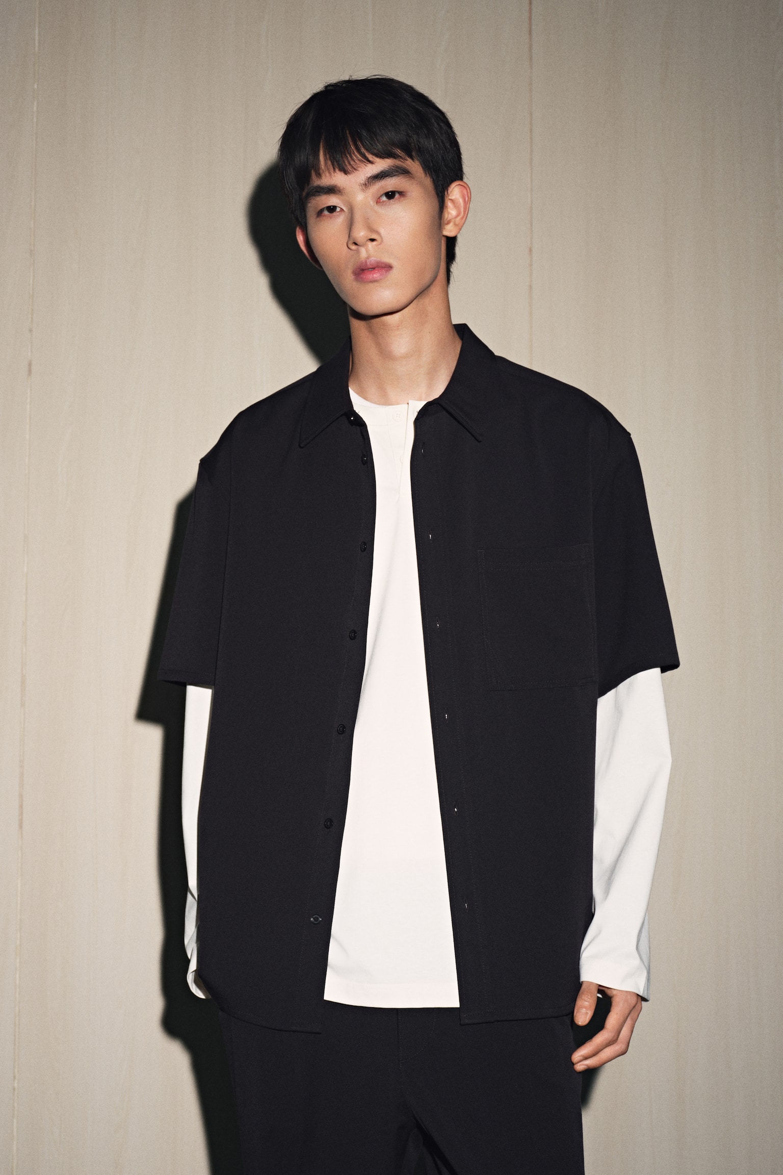 寬鬆剪裁短袖襯衫 - 黑色/灰綠色 - 3