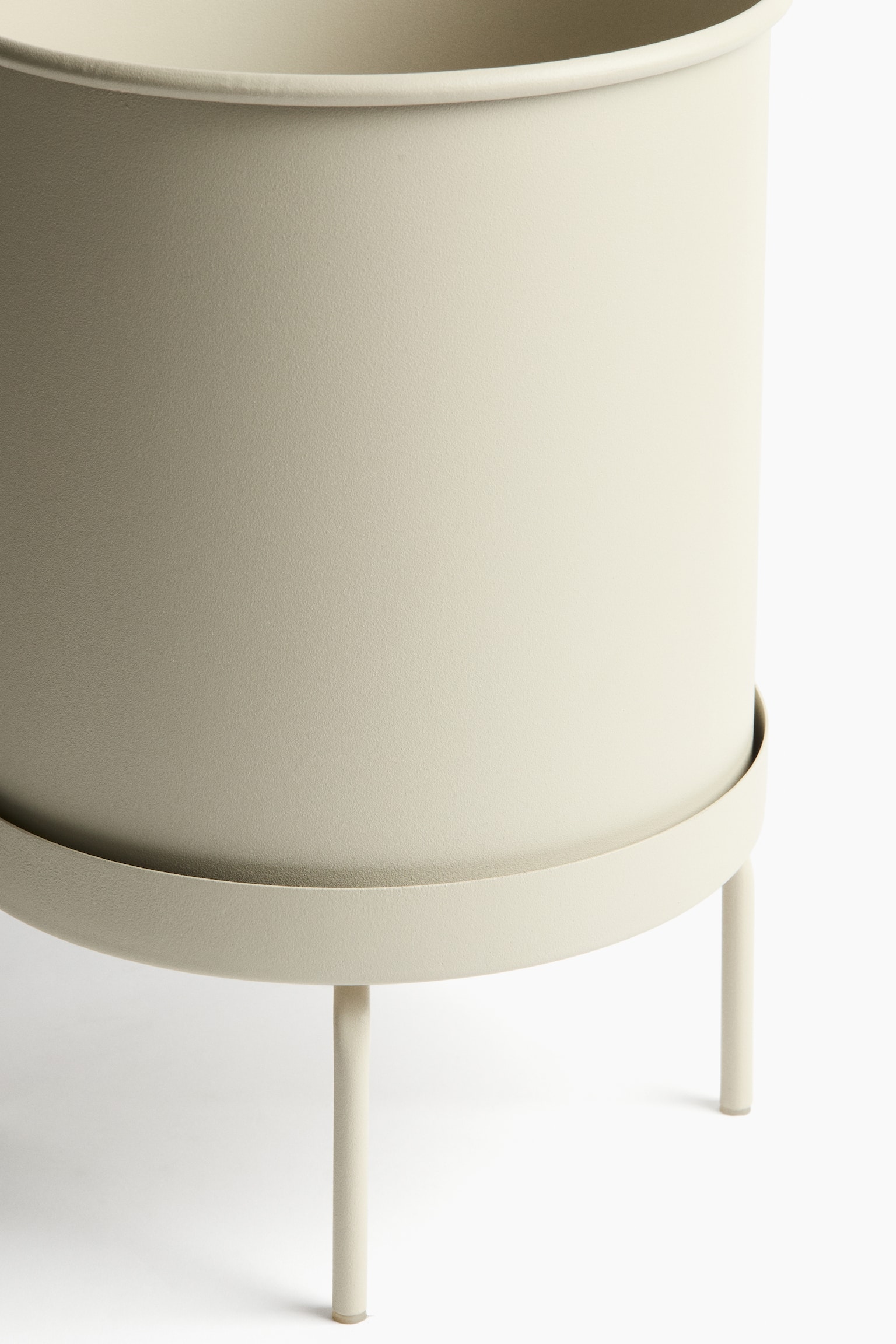 Large plant pot on a stand - 7