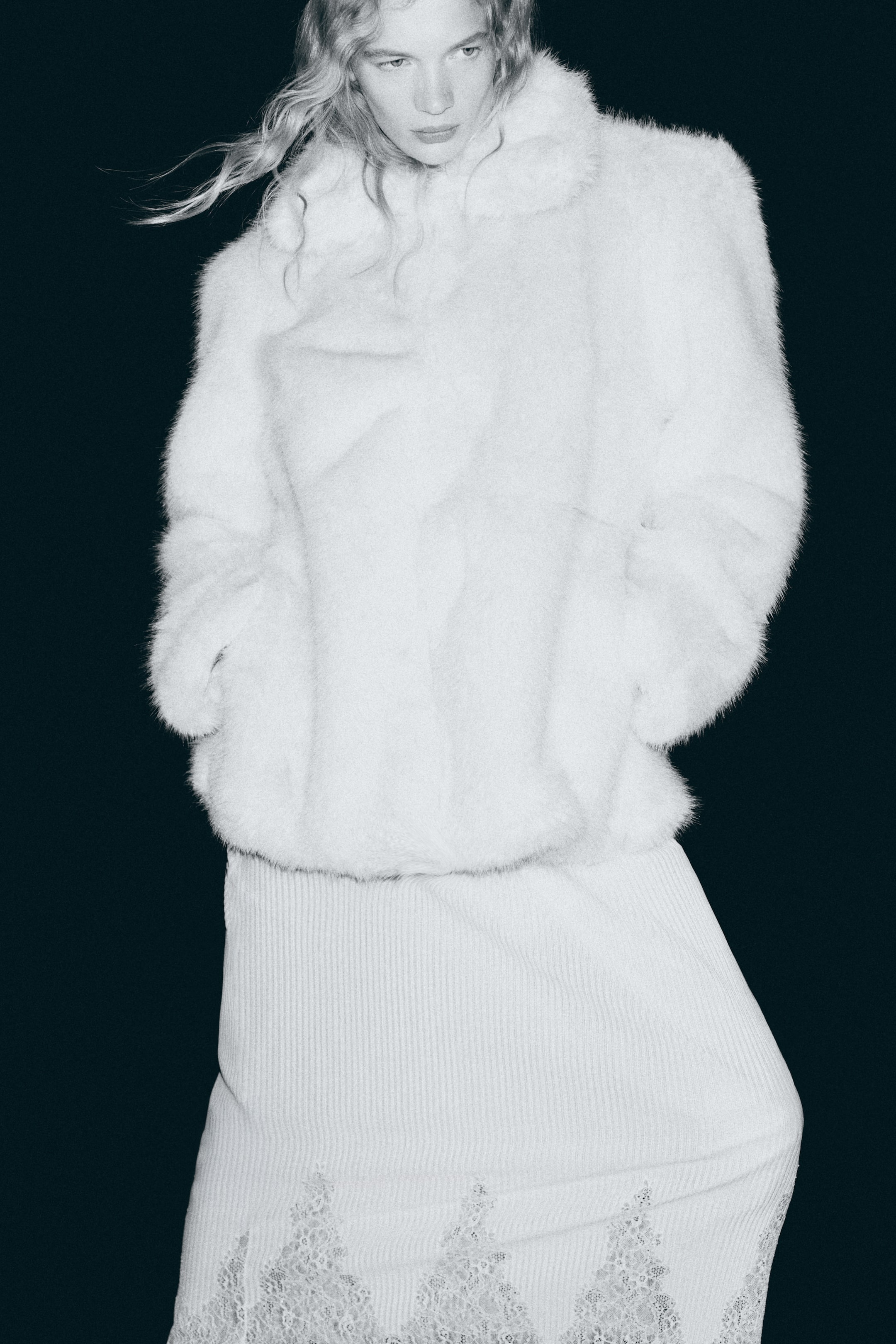 View larger image: Lace-trimmed skirt - Cream - Ladies | H&M IE 3