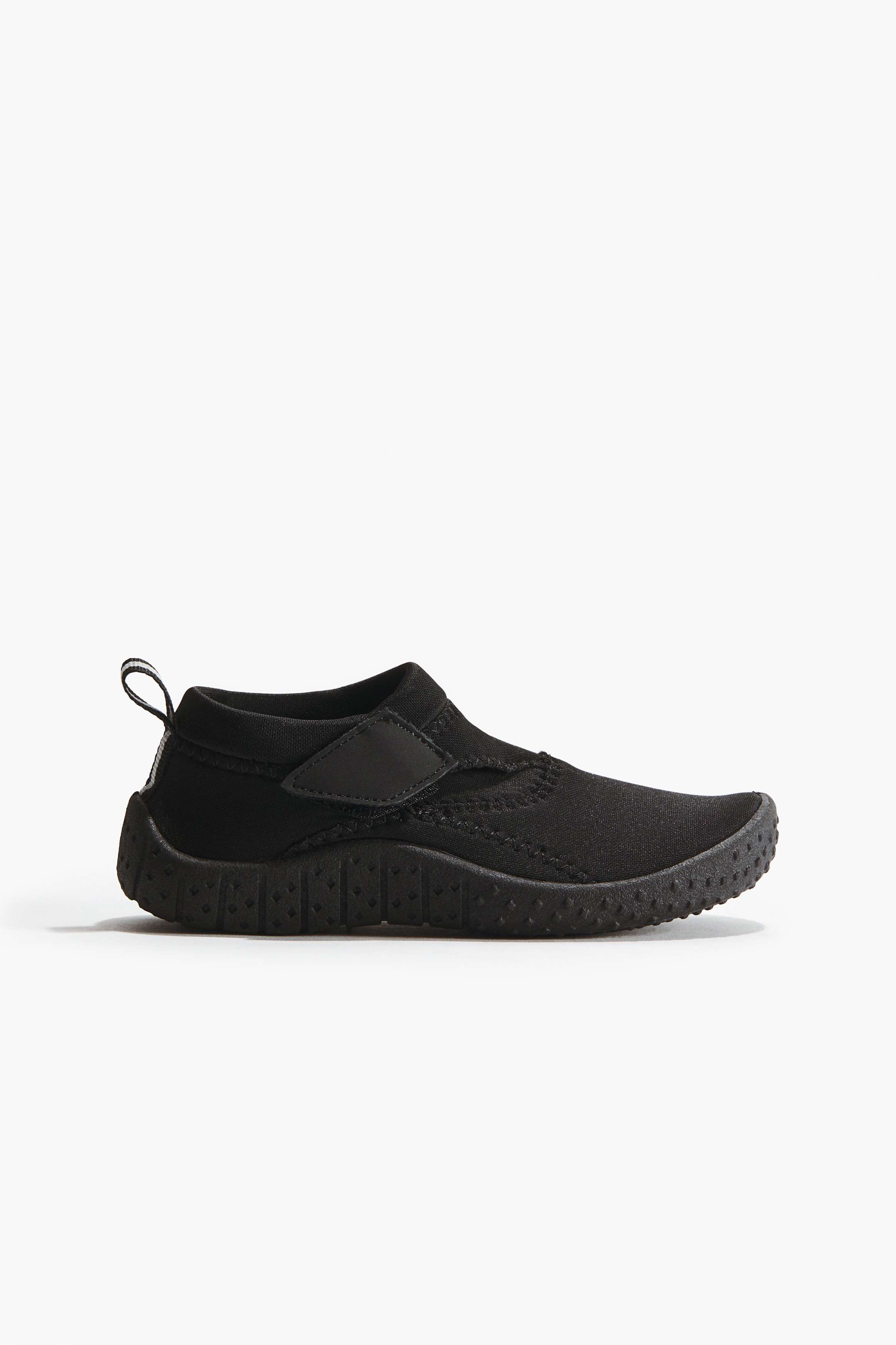 Anti-slip swim shoesModel