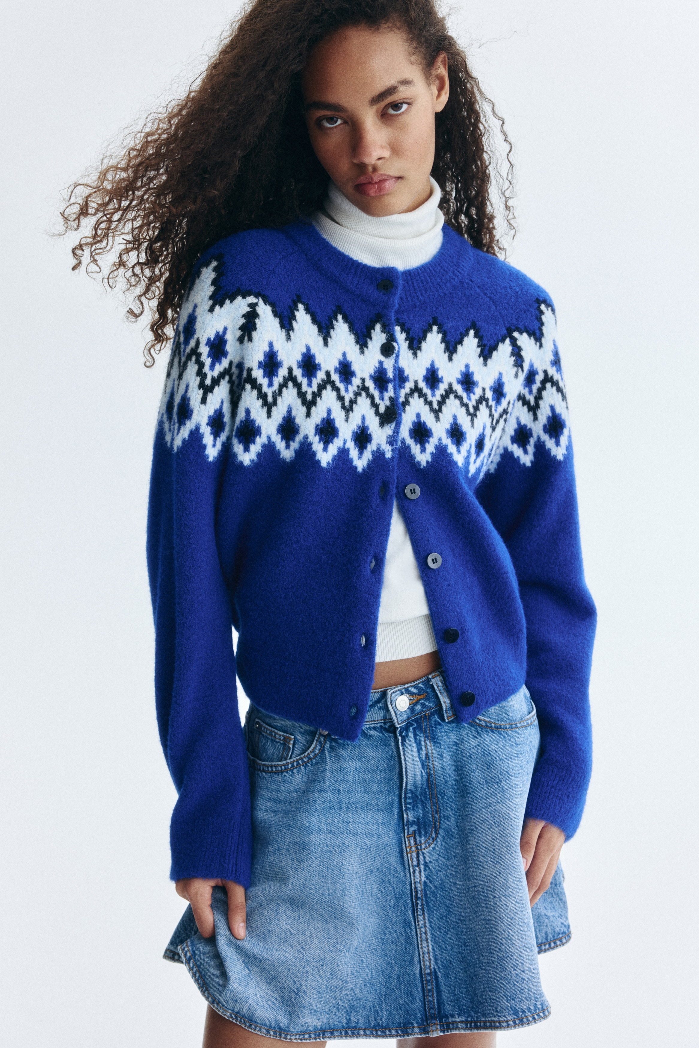 Jacquard-knit cardigan