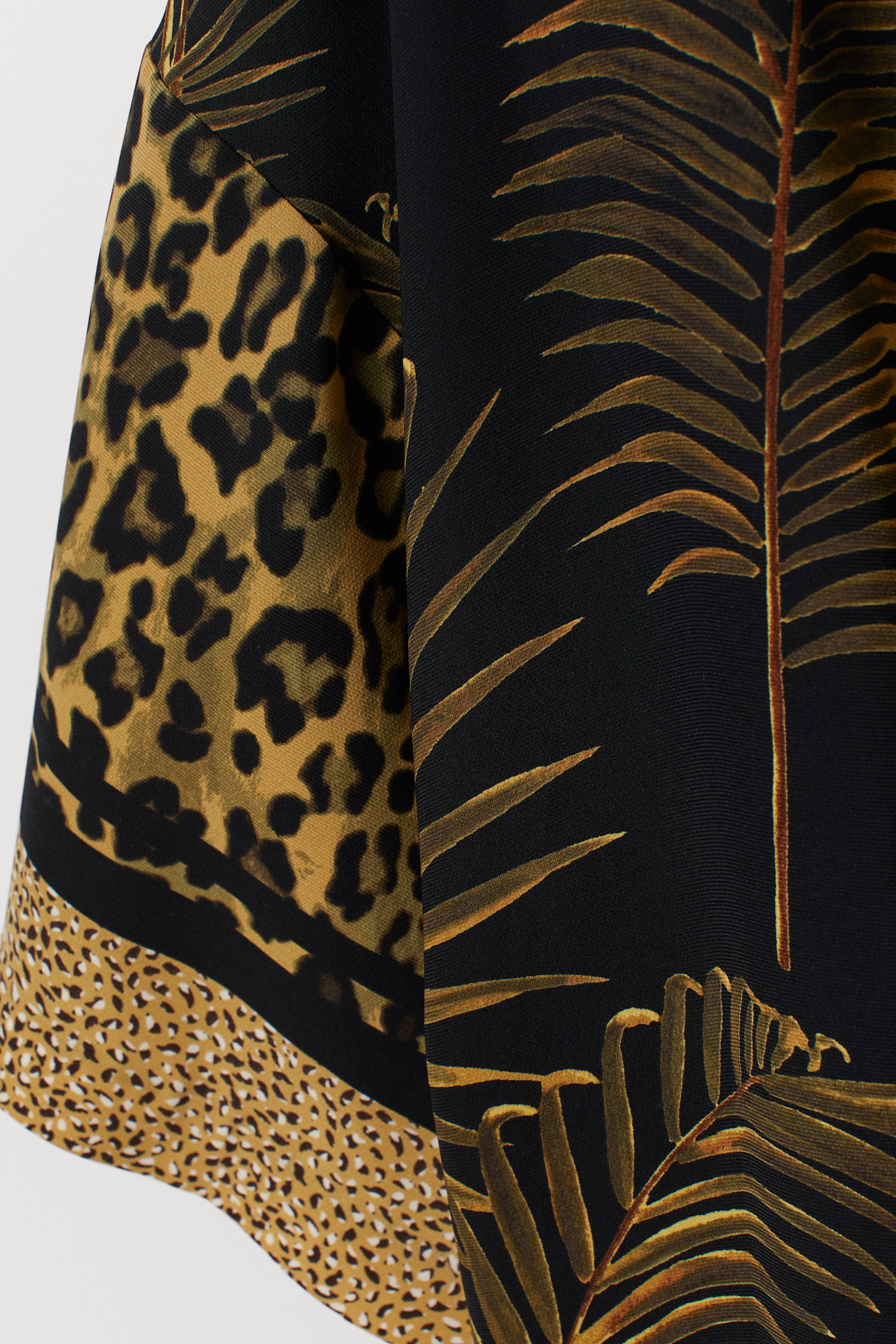 View larger image: H&M+ Patterned jacket - Black/Patterned - Ladies | H&M IE 2