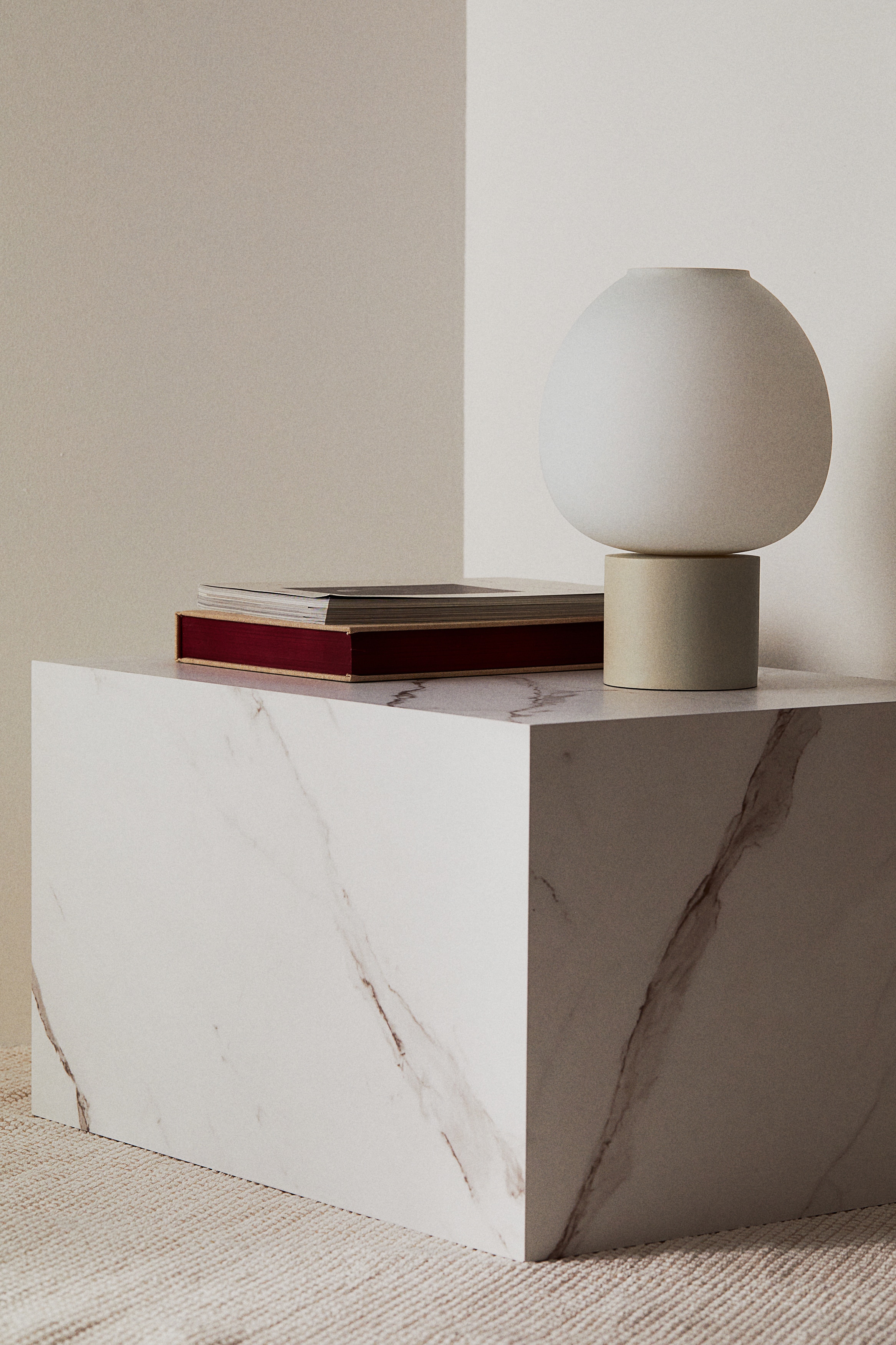 Wood and Glass Table Lamp - Light beige