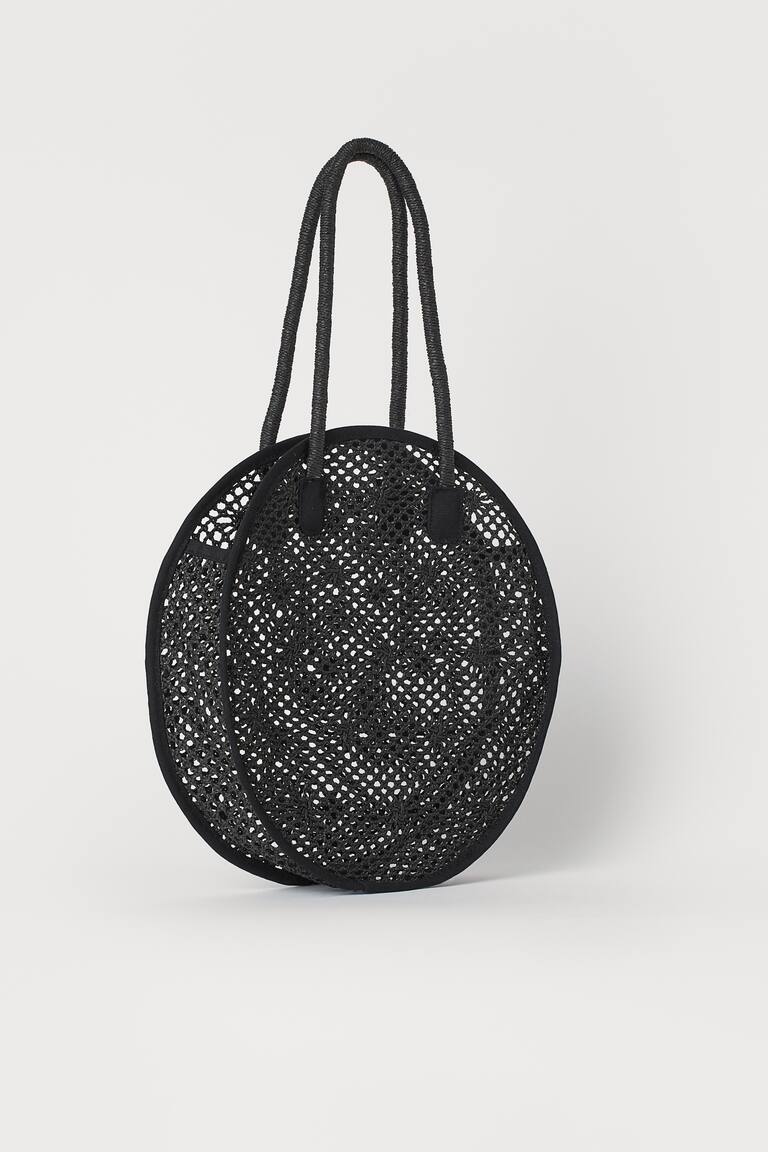 Round straw bag