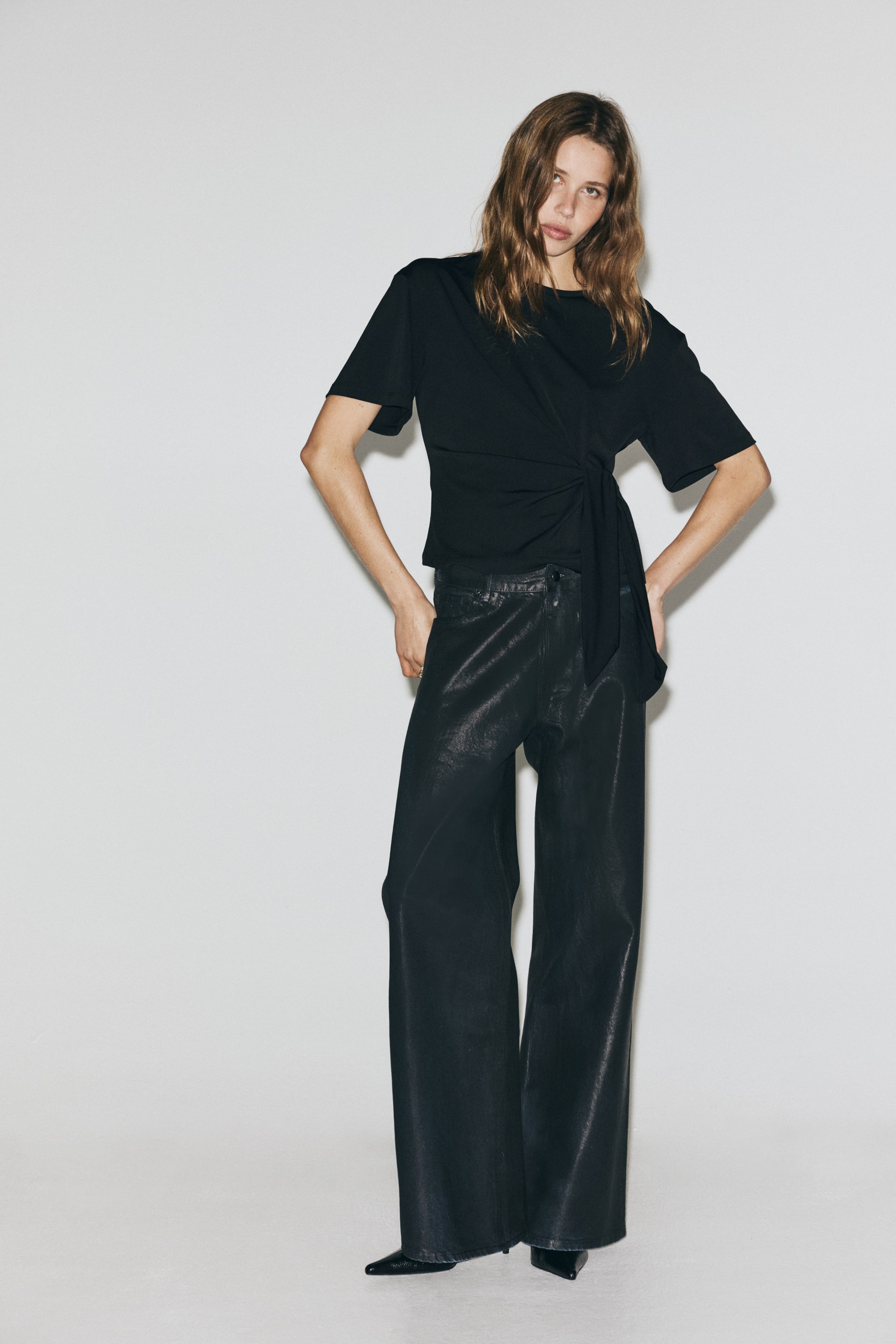 拡大画像を表示: タイディテールトップス - ブラック - レディース | H&M JP 2