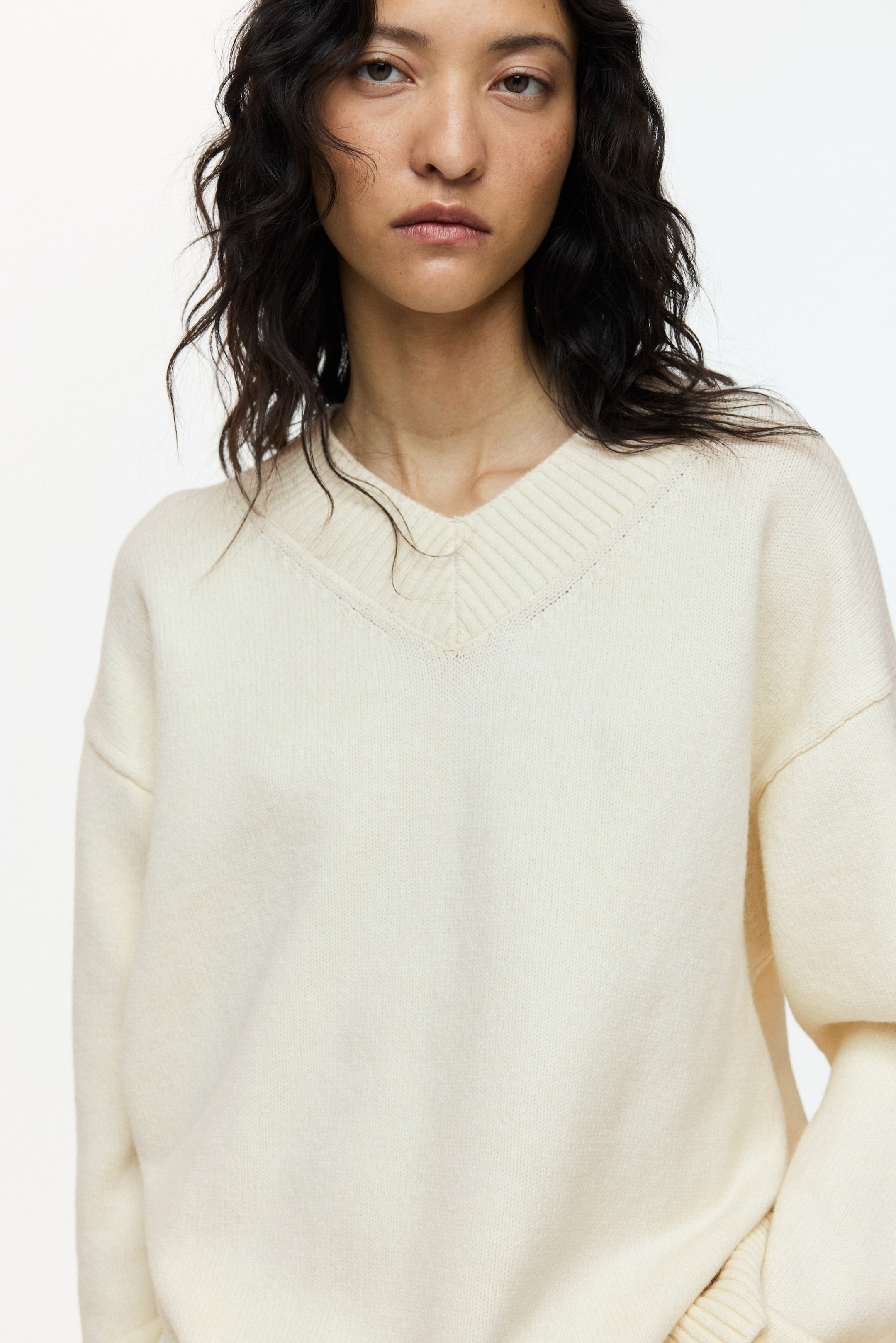 View larger image: V-neck jumper - Cream - Ladies | H&M IN 2