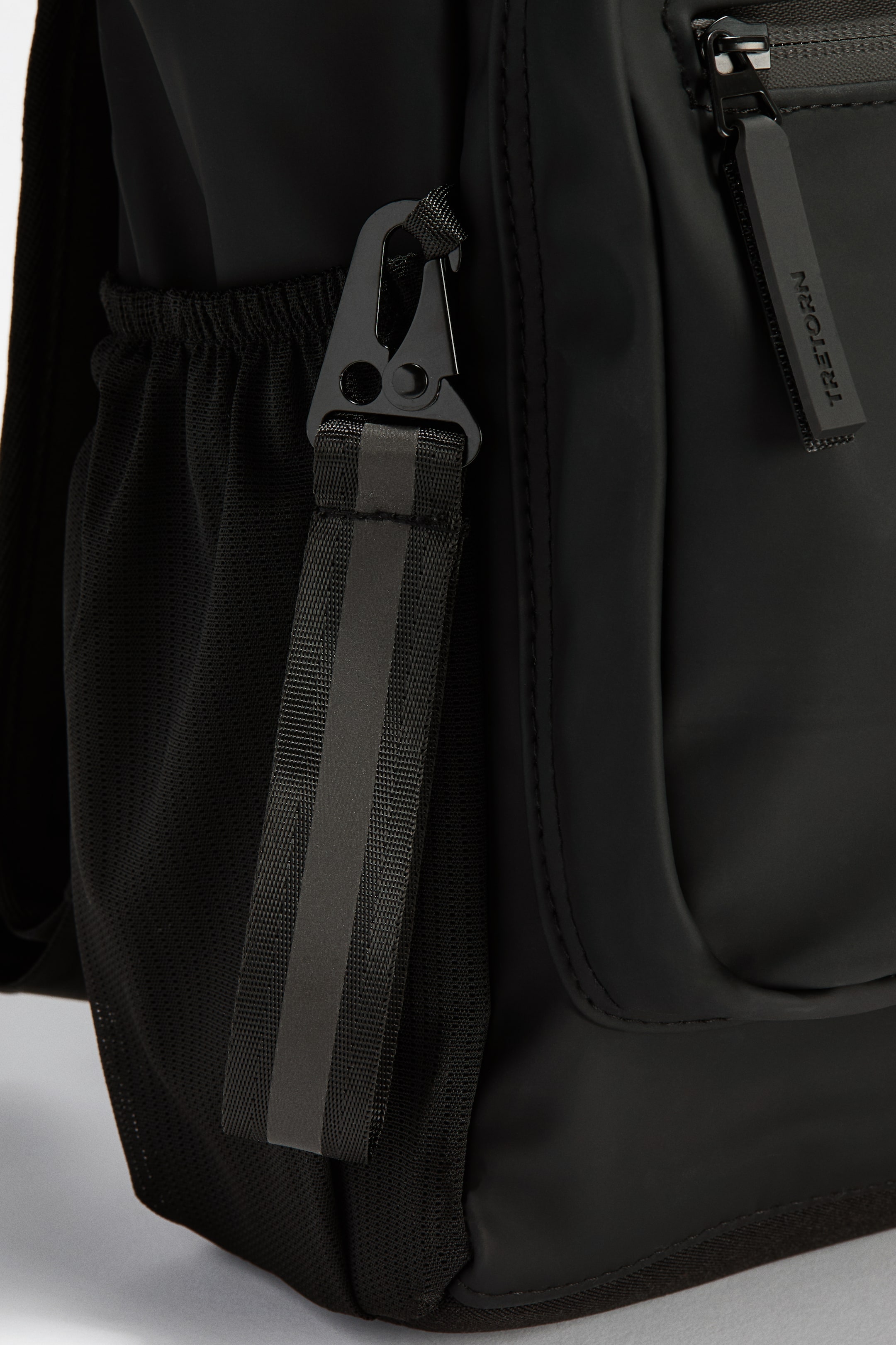 Visa större bild: Wings Small Rolltop - Black - Tretorn - BARN | H&M SE 2