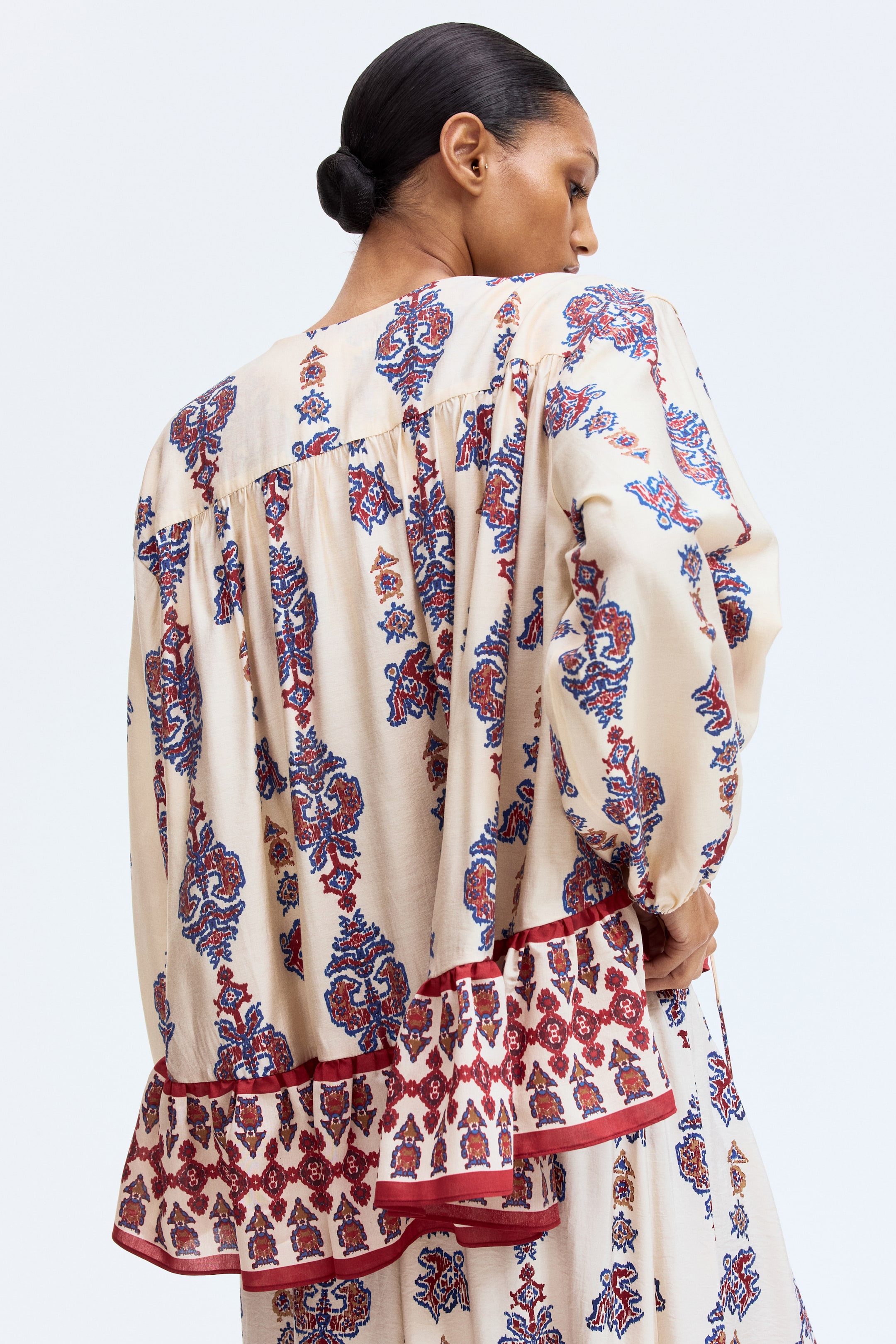 View larger image: Flounce-trimmed blouse - Light beige/Patterned - Ladies | H&M HK 3