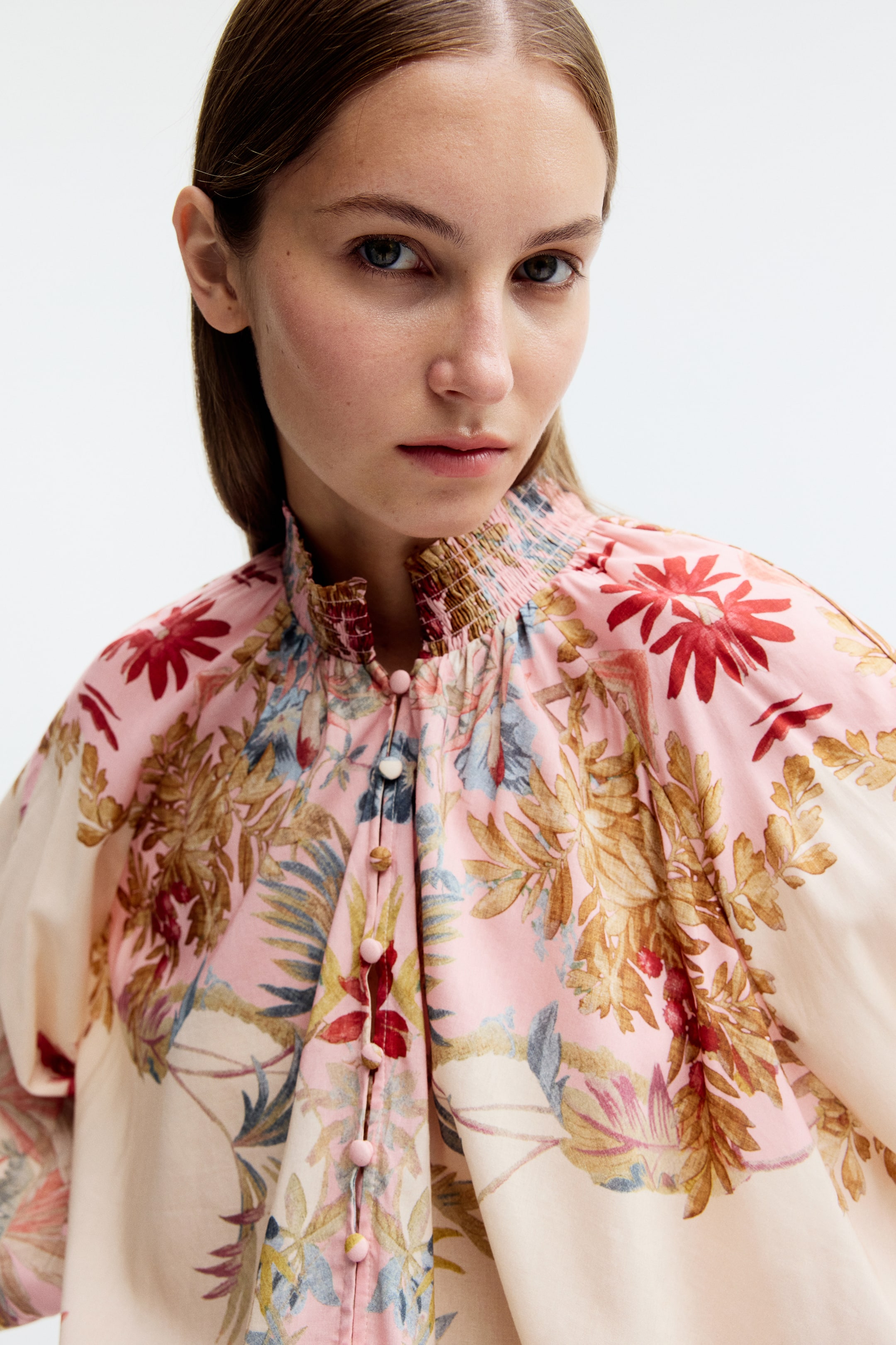 Blouse à manches ballon avec boutons devant