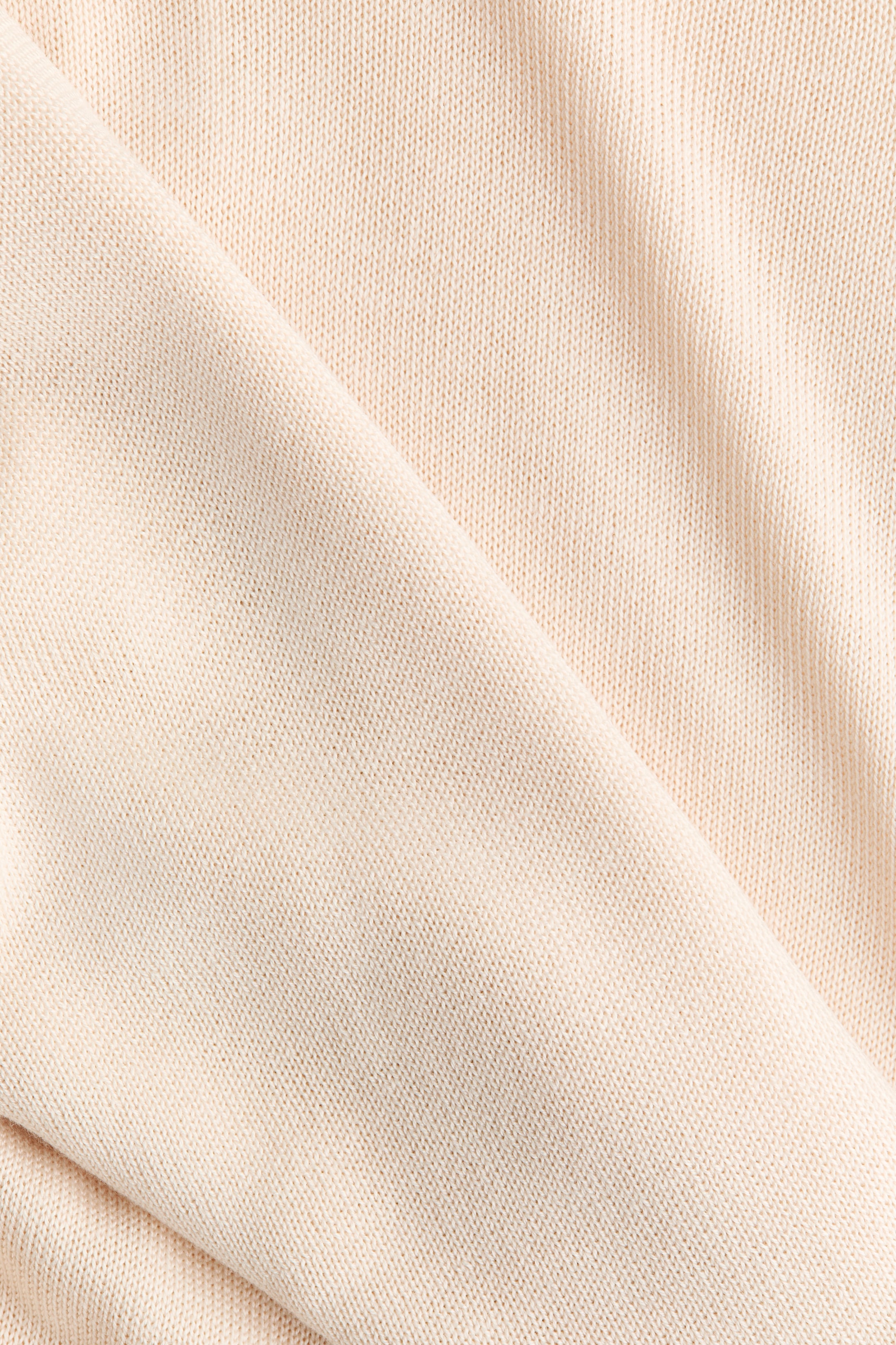 Short-Sleeved Fine-Knit Top