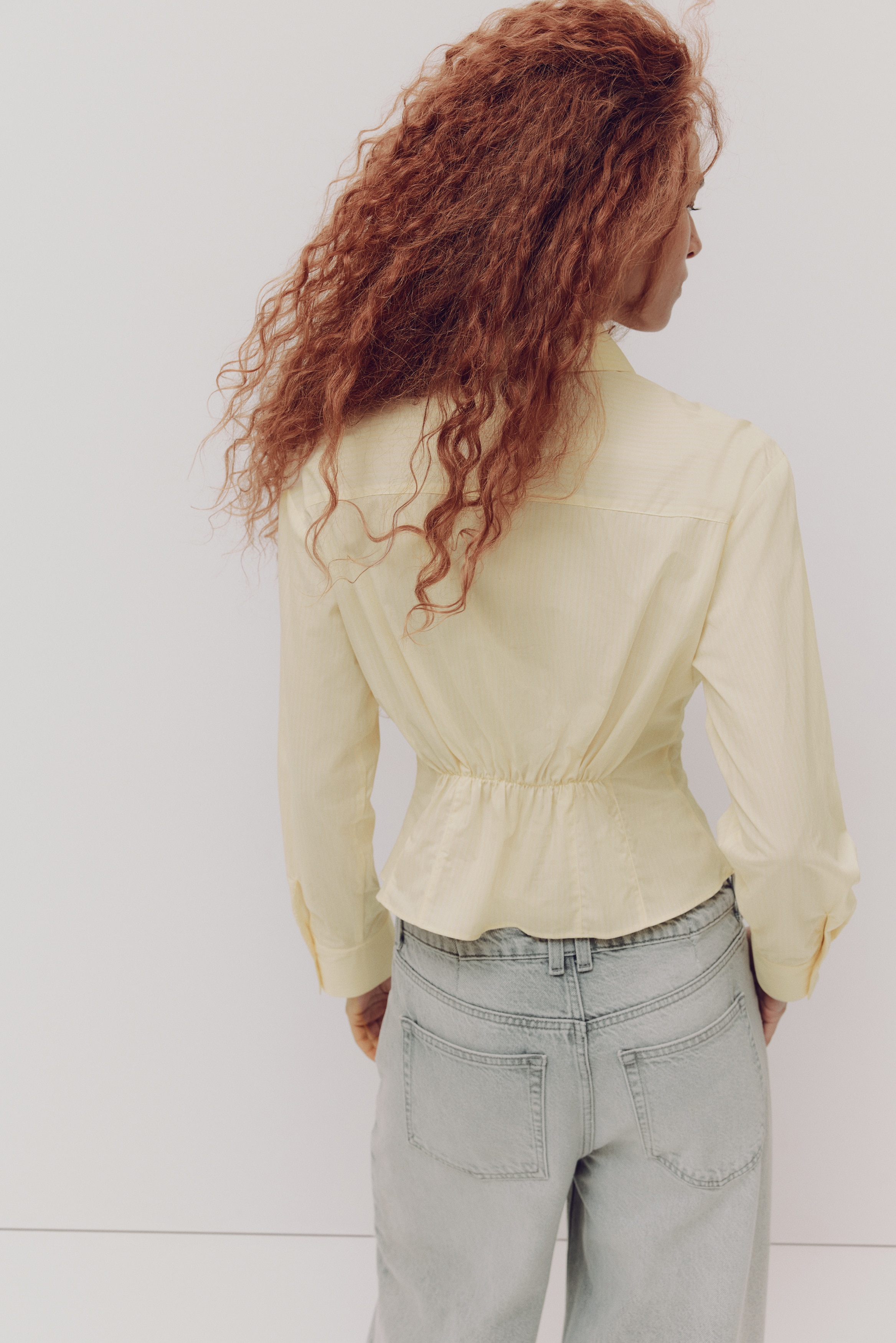 Waisted poplin shirt