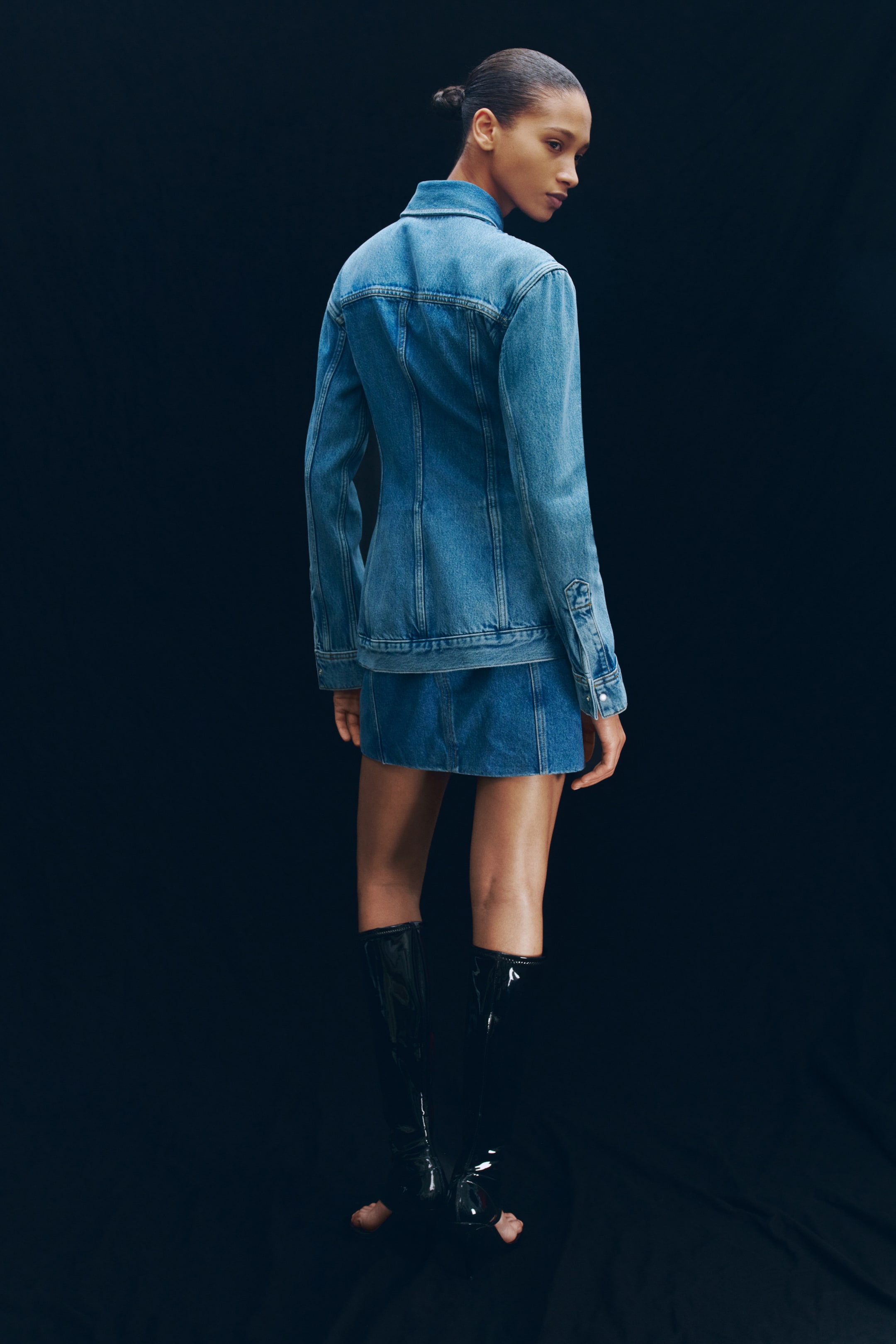 Женские куртки H&M Denim Hourglass Jacket — фото 6