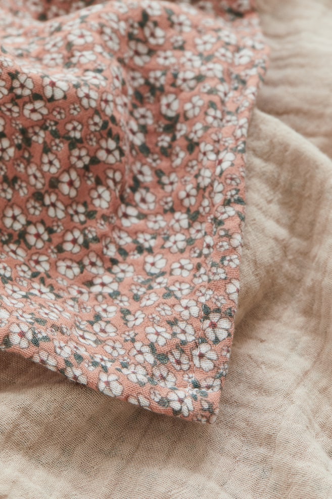 Printed muslin blanket - Powder pink/Floral/White/Rainbows/White/Lemons/Powder pink/Strawberries - 2