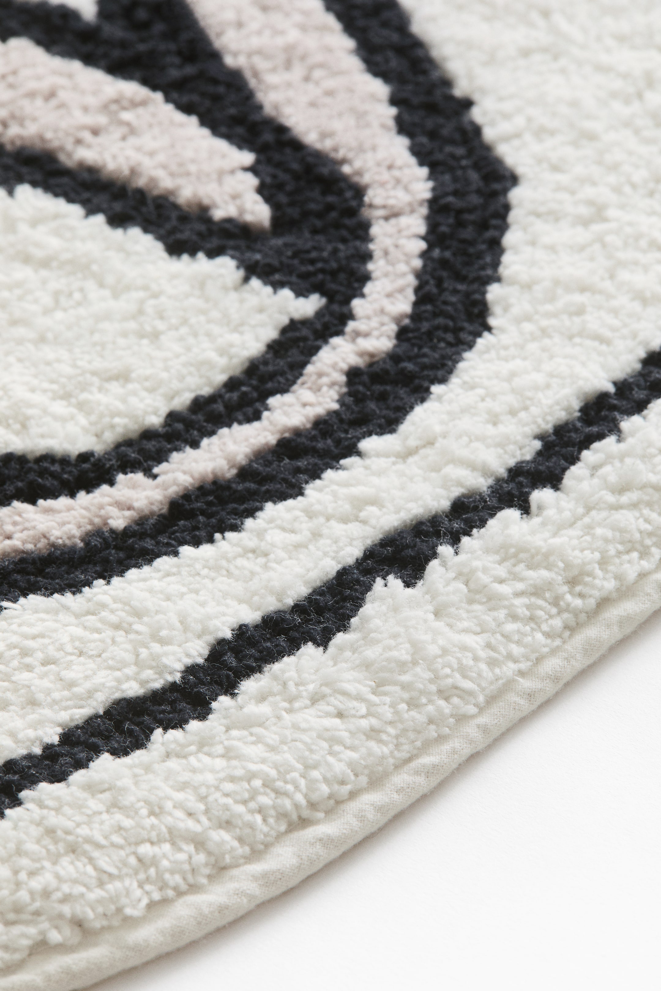 Motif-Detail Bath Mat