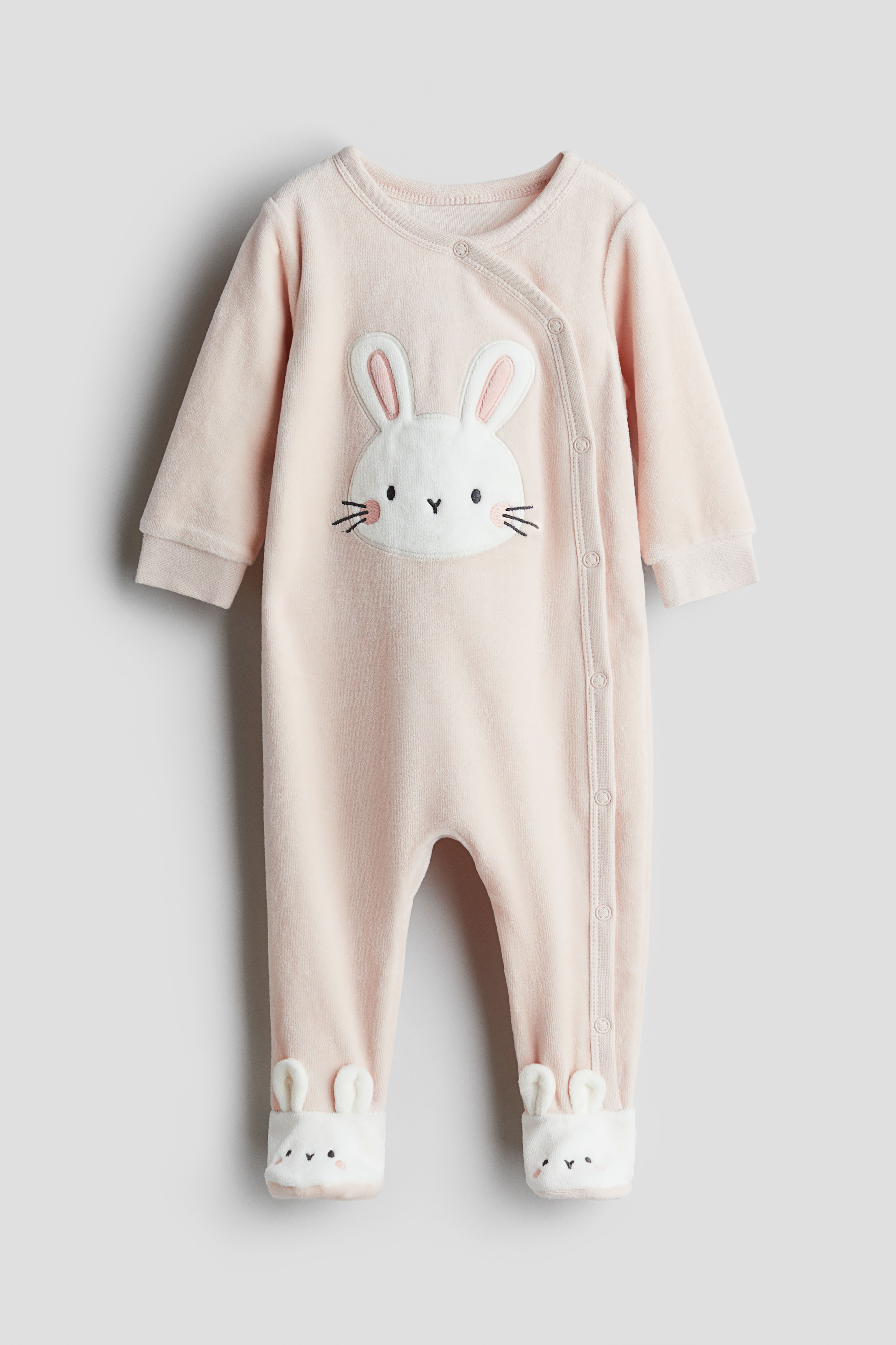 H and fashion m baby sleepsuits