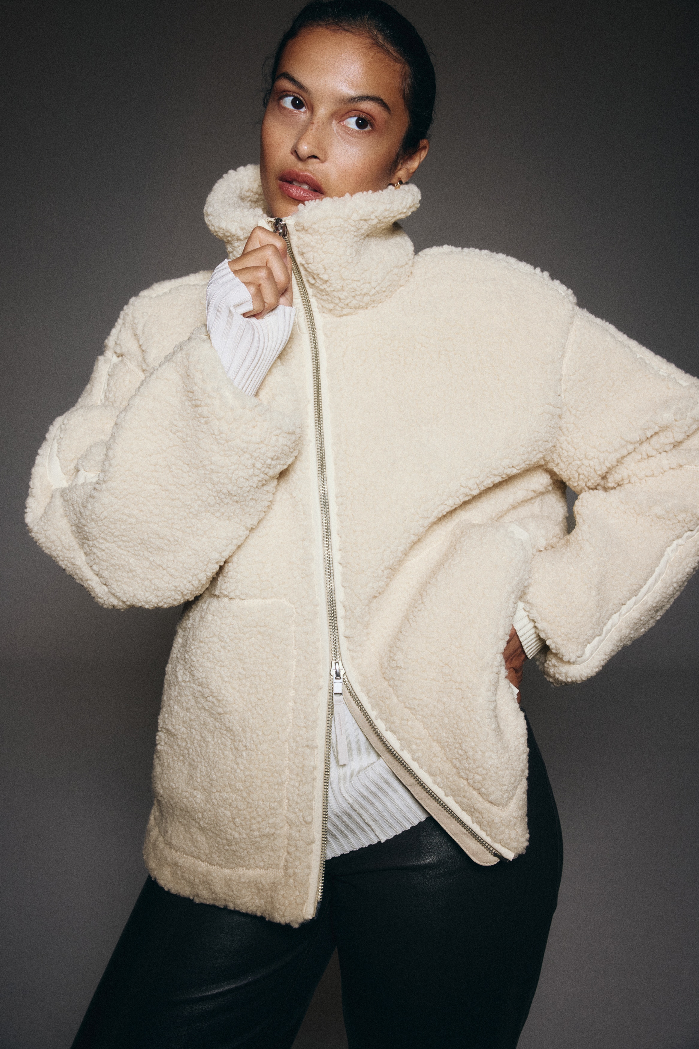 ルーズテディジャケット - ライトベージュ - レディース | H&M JP