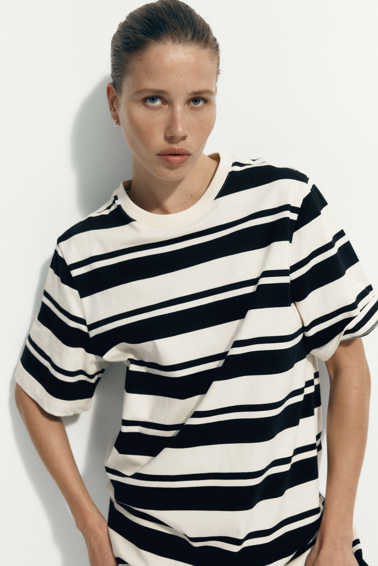 Long T-shirt dress - 4