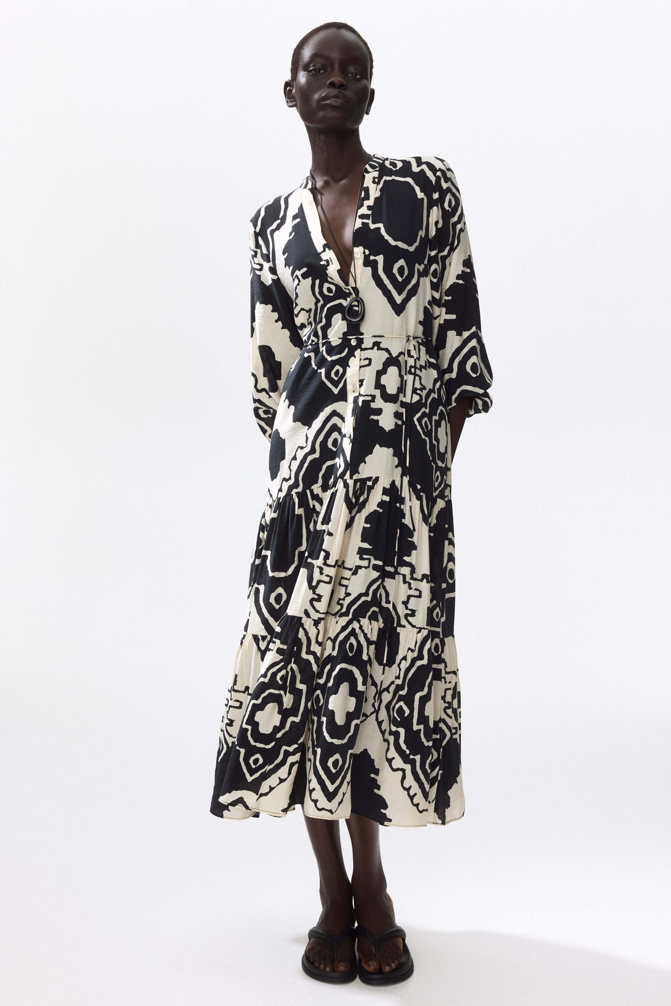 Женские платья H&M Printed Tiered Dress — фото 6