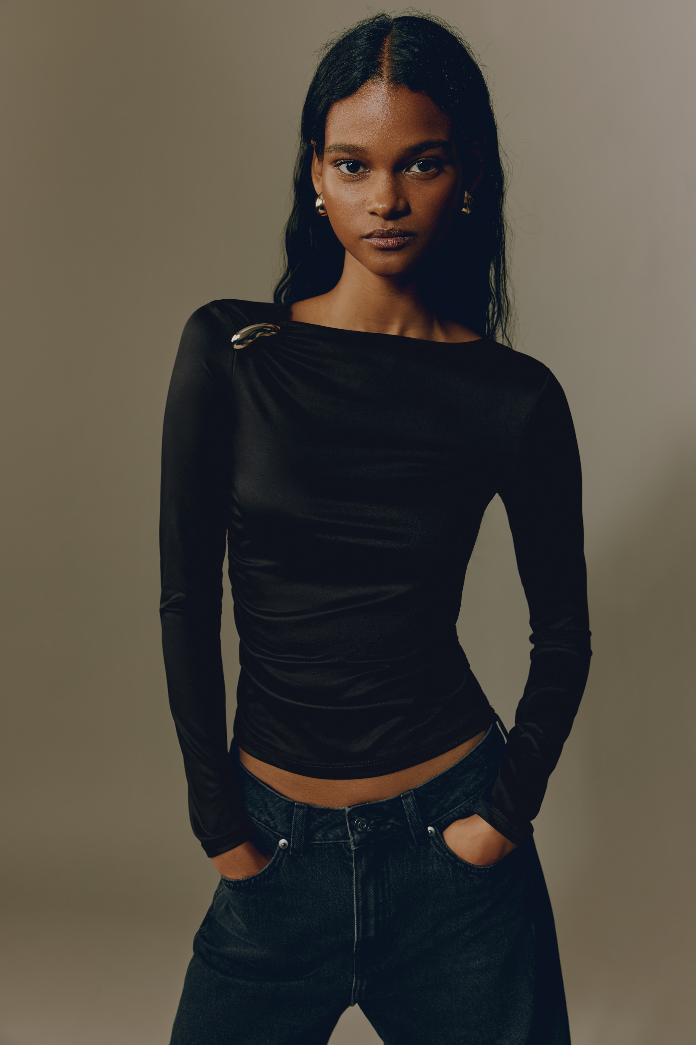 カットソー(長袖/七分) Asymmetric Cotton-blend Jersey Top Black Asymmetric Cotton-blend Jersey Top（Tシャツ/カットソー）｜Her lip