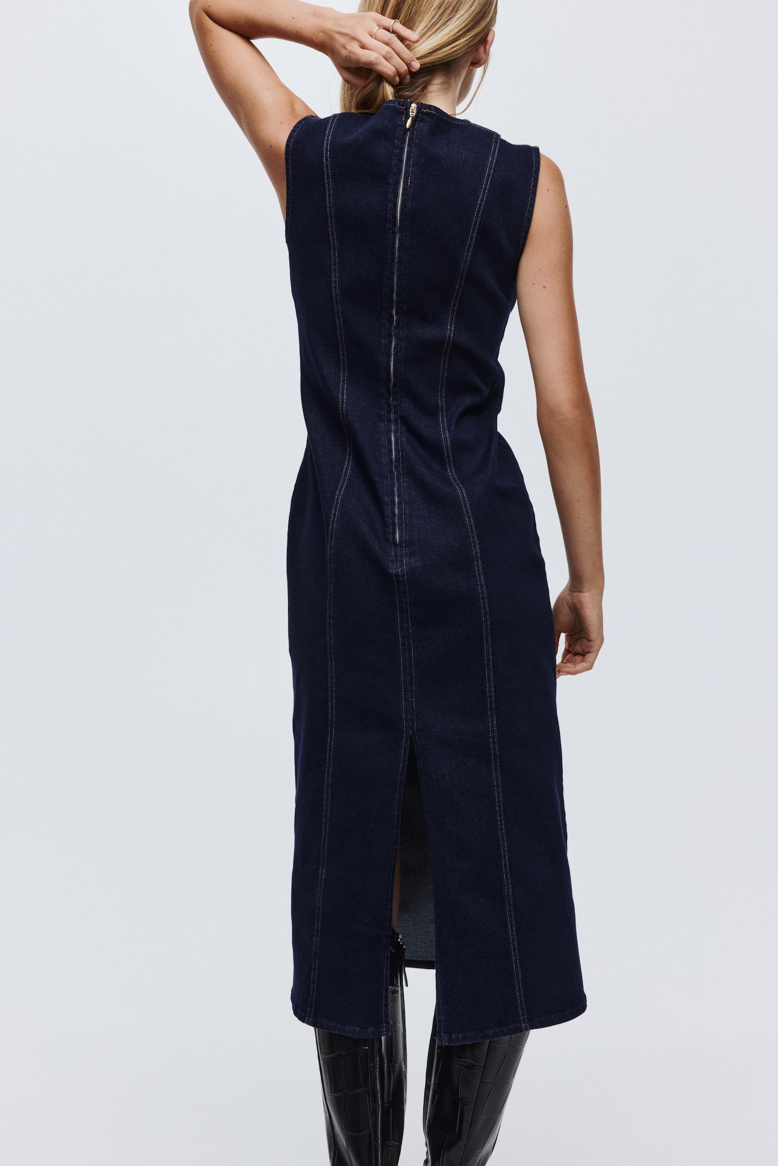 Sleeveless denim dress - Dark denim blue - 3