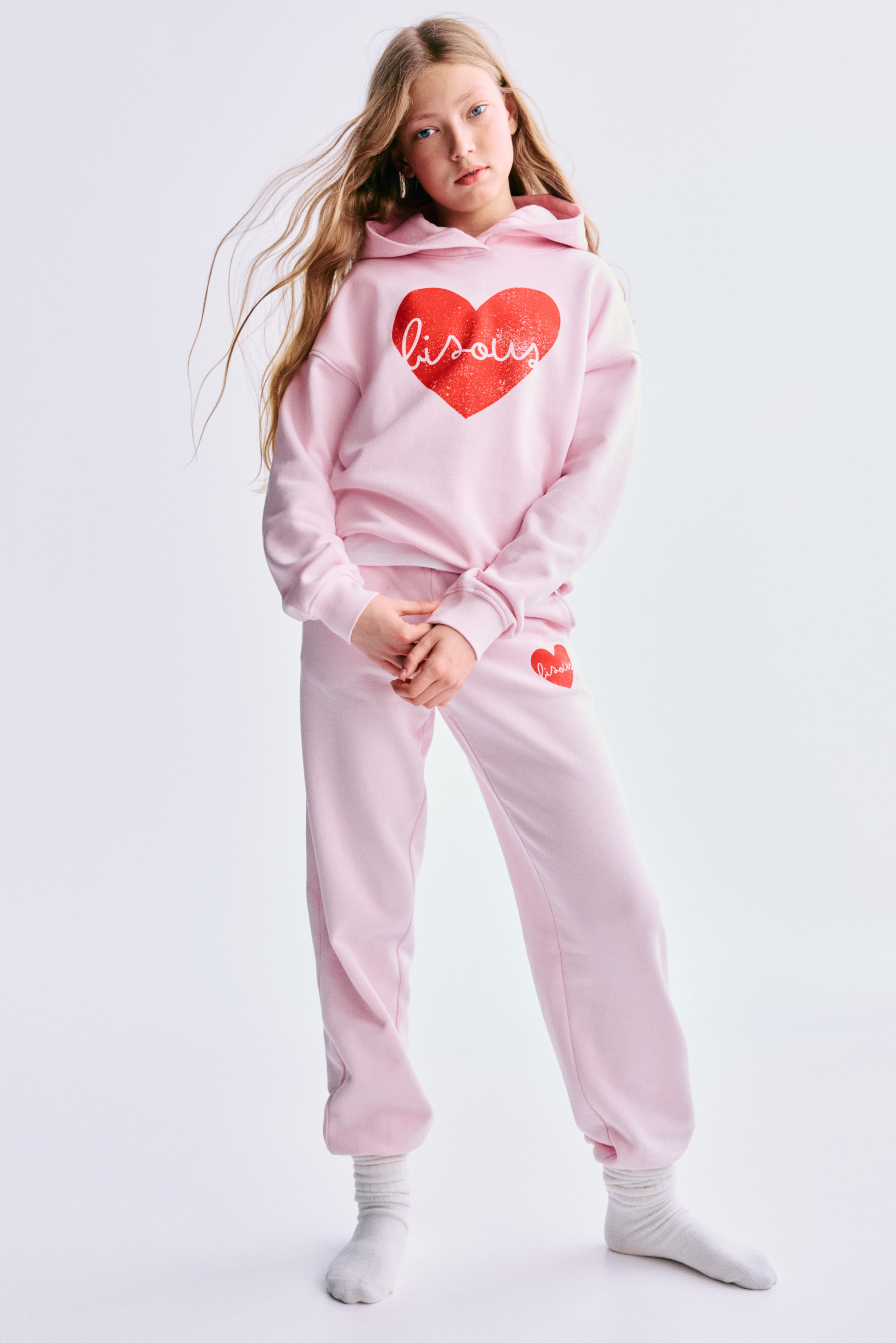 Ampliar la imagen: Conjunto en french terry con diseño - Rosa claro/Corazón - Kids | H&M MX 1