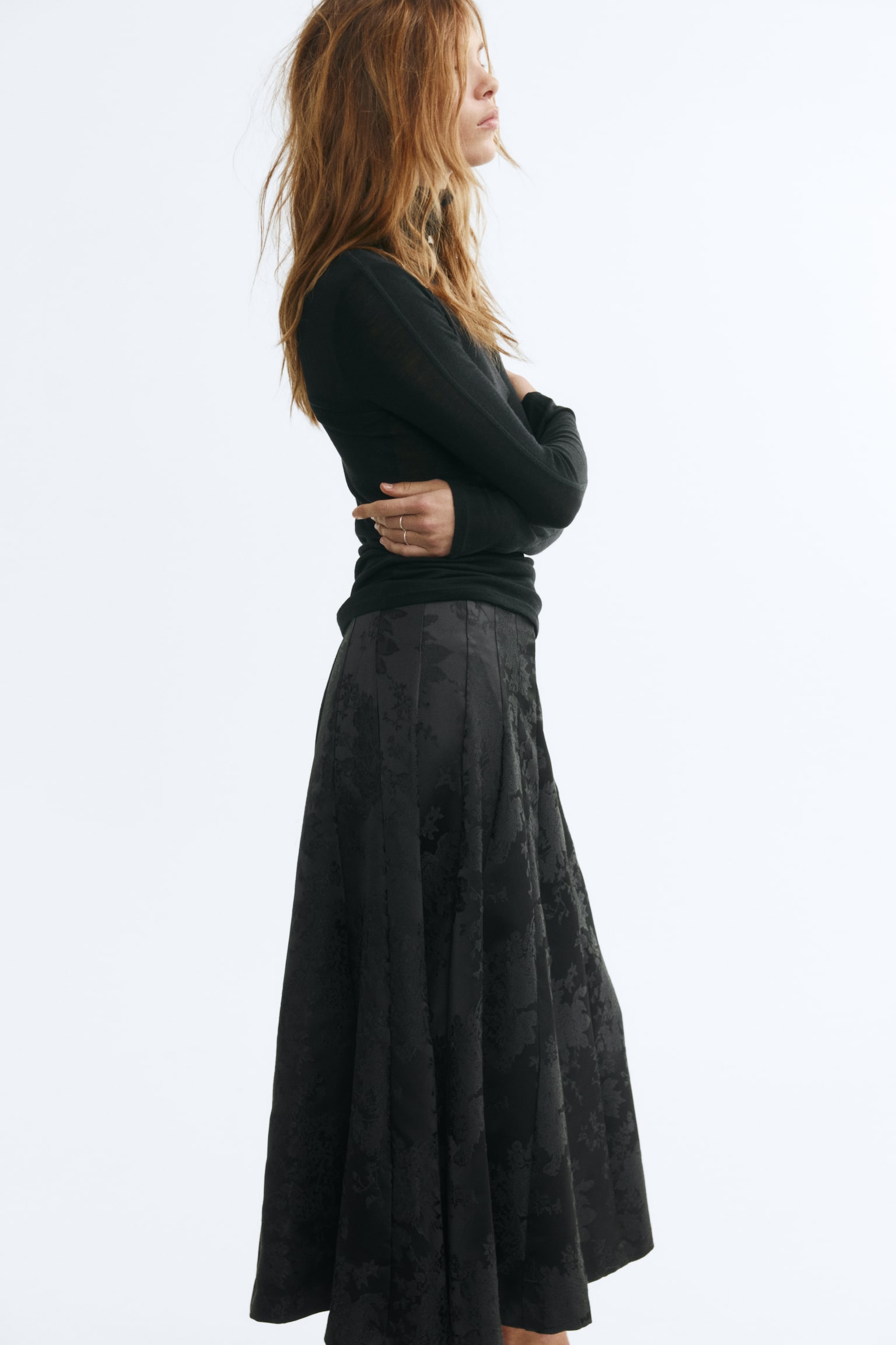 Женская юбка H&M A-Line Brocade, цвет: Чёрный — фото 4