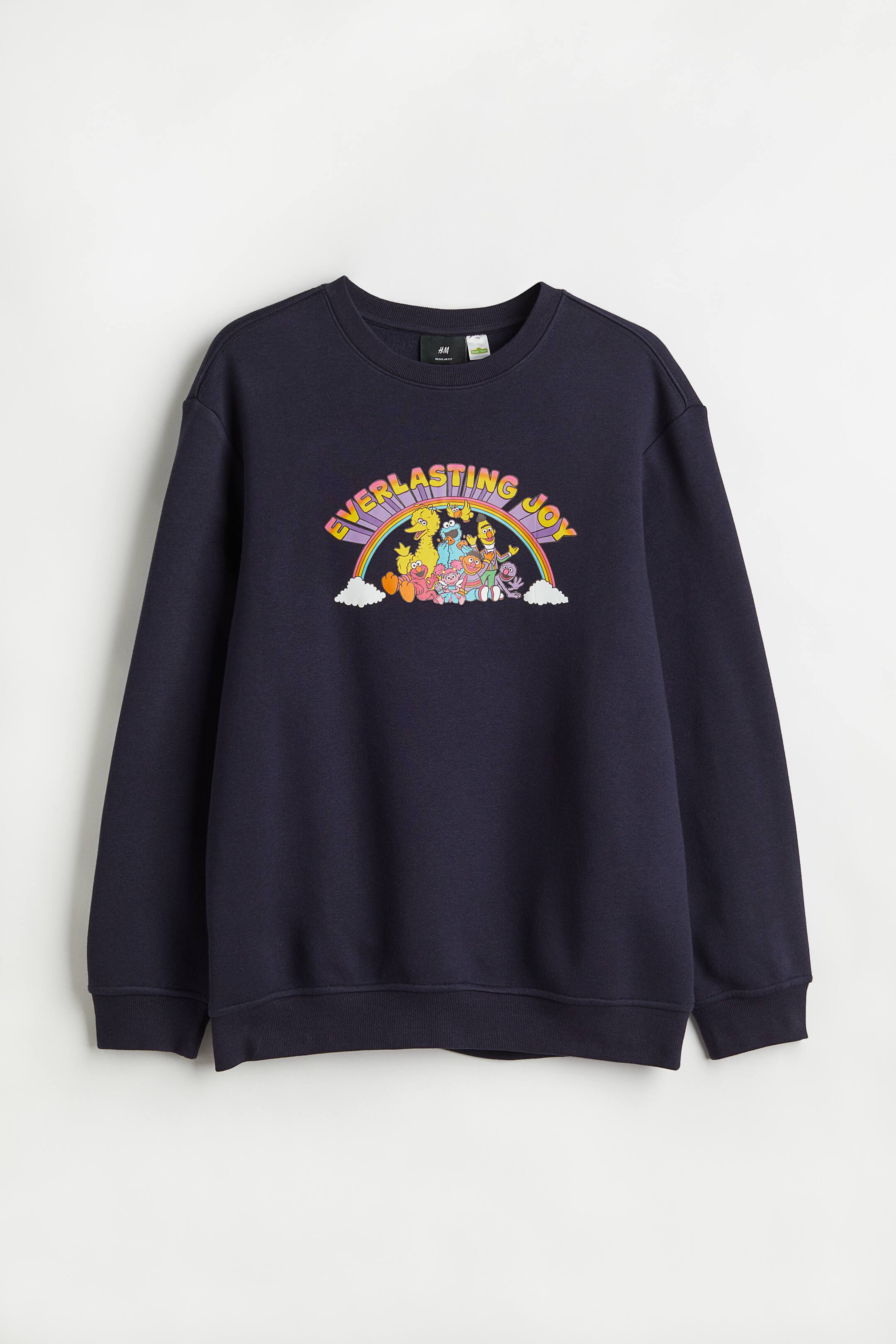 View larger image: Regular Fit Printed sweatshirt - Dark blue/Sesame Street - Men | H&M 1