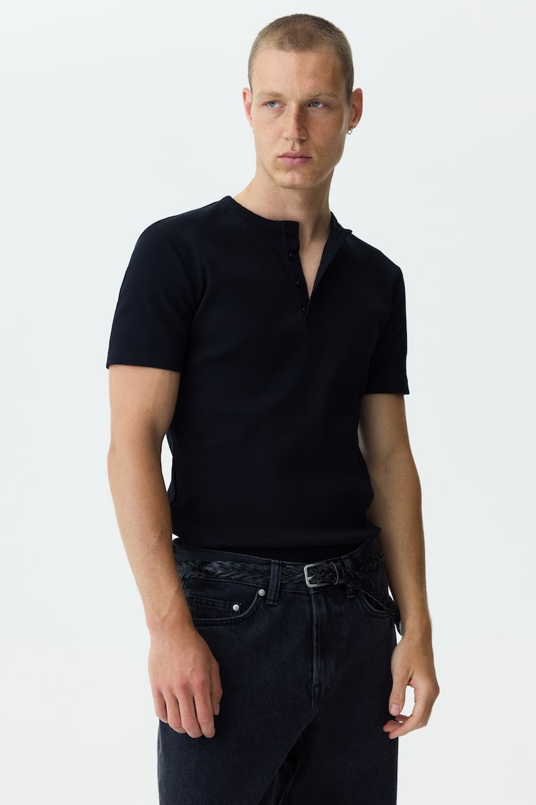 Majica s Henli izrezom Slim Fit