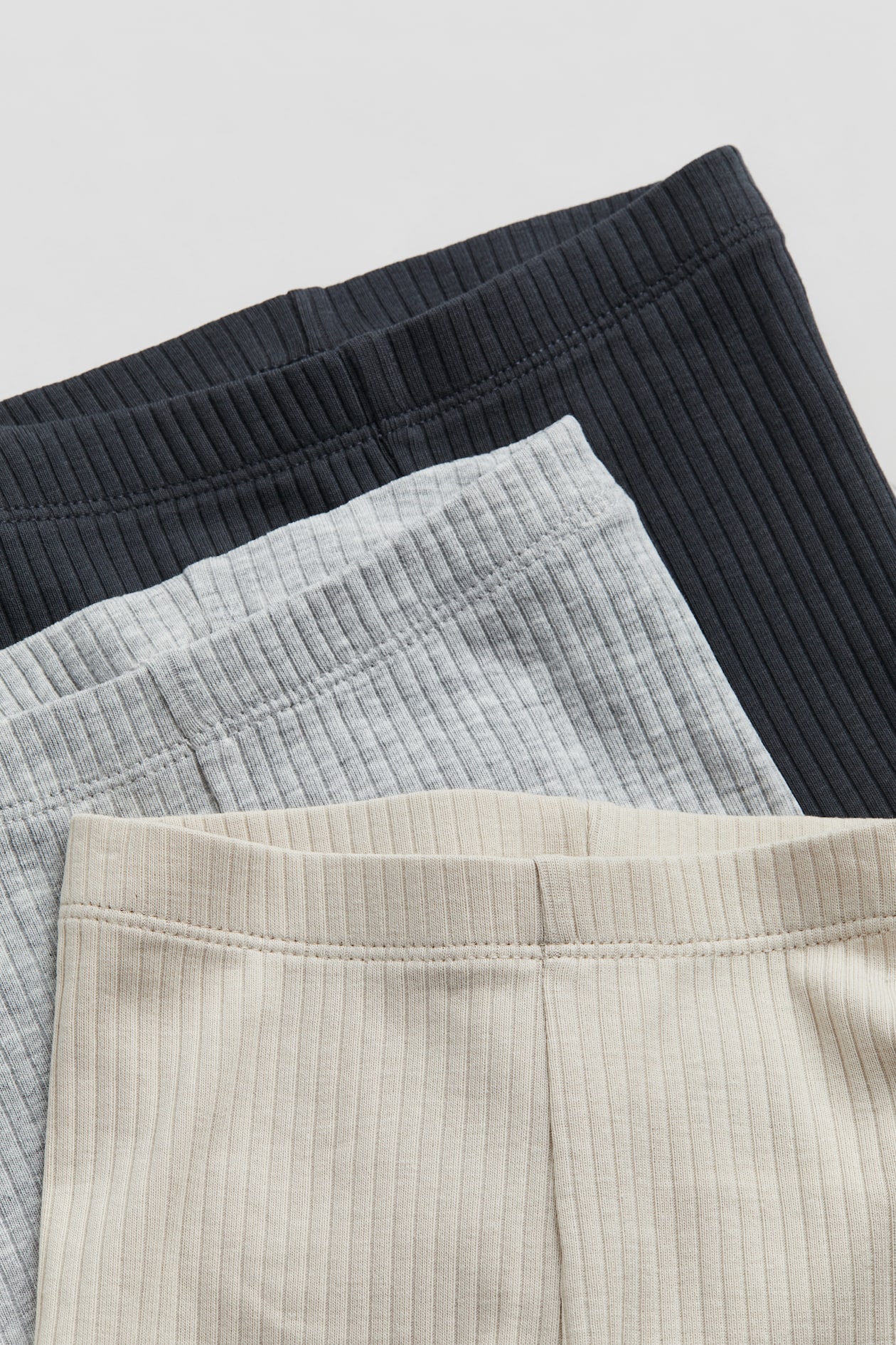 3-pack ribbad cykelbyxa - Ljusbeige/Mörkgrå - BARN | H&M SE