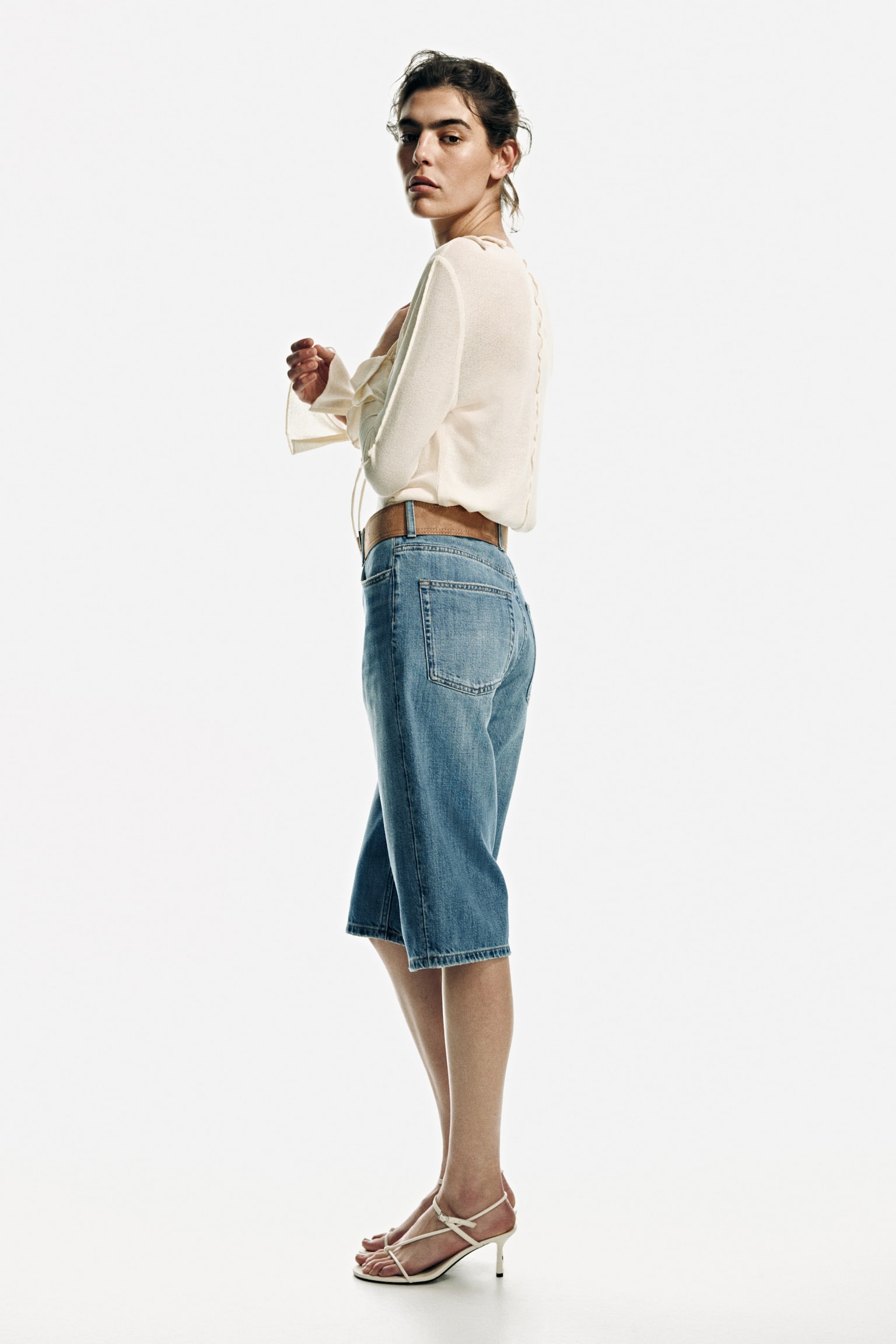 Belted denim Bermuda shorts - Denim blue - 9