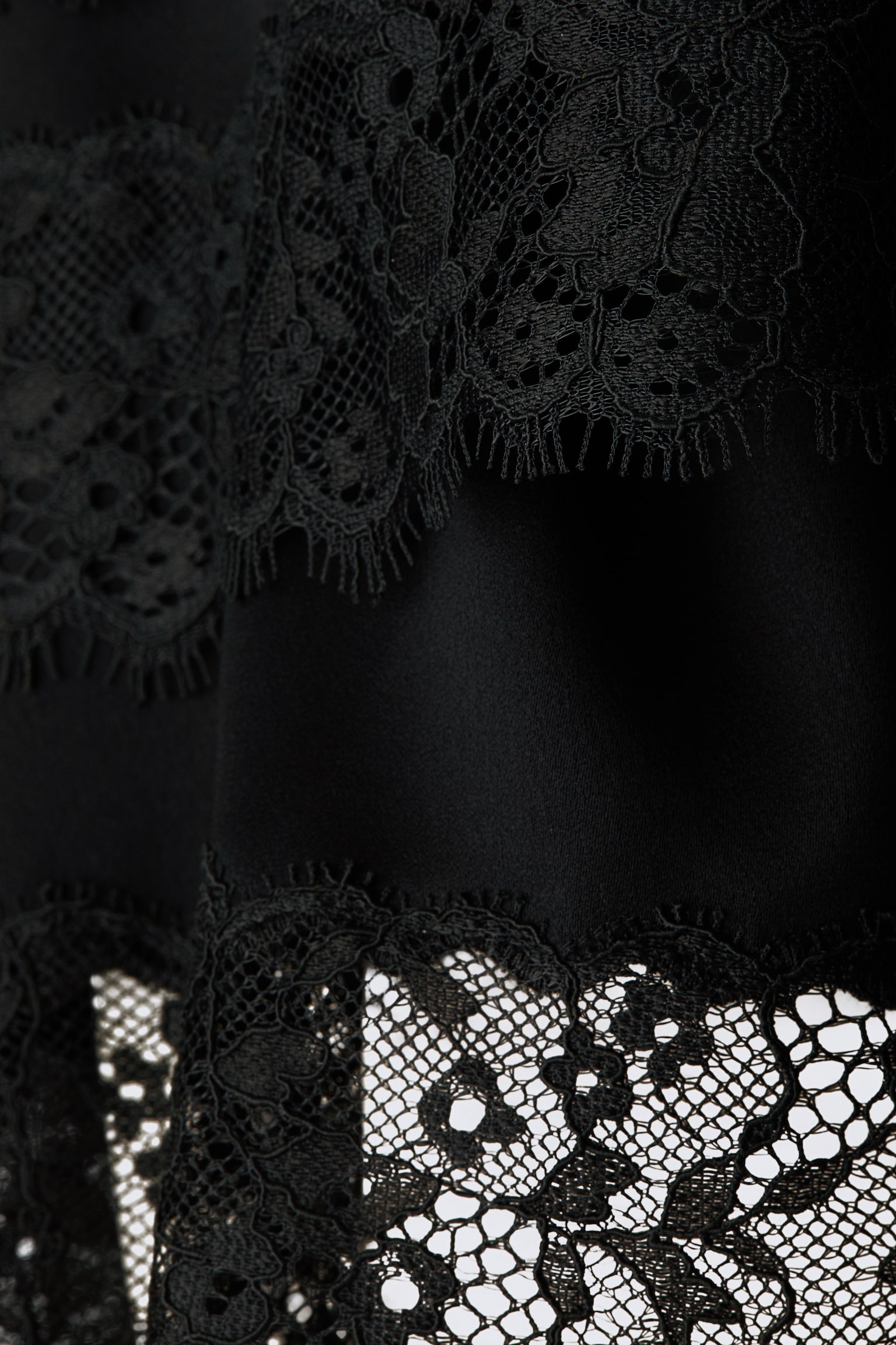 Женские шорты H&M Layered Lace-Trimmed, цвет: Чёрный — фото 3