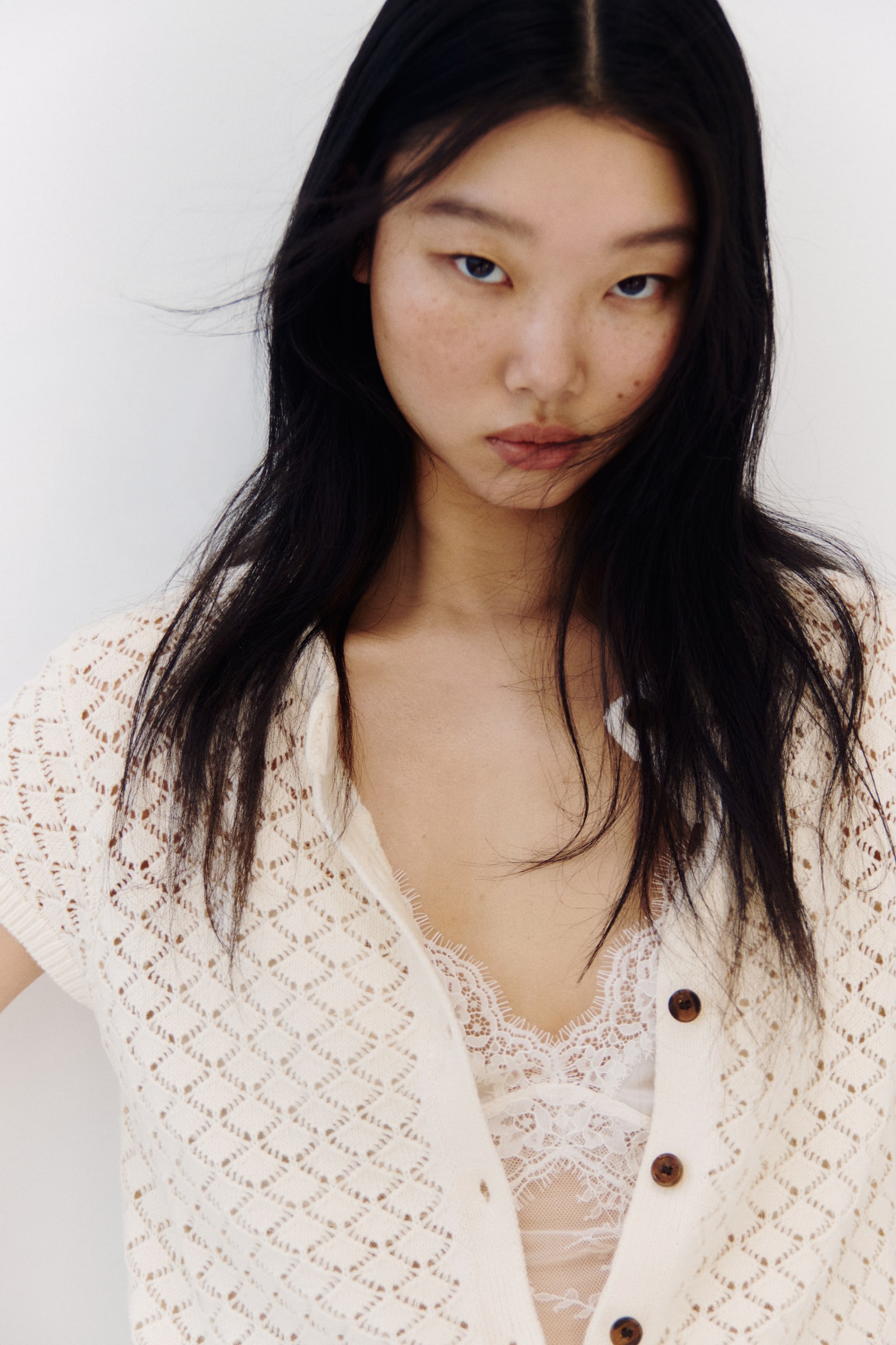Cap-sleeved pointelle-knit cardigan - Light beige/Dusty blue/Brown - 3