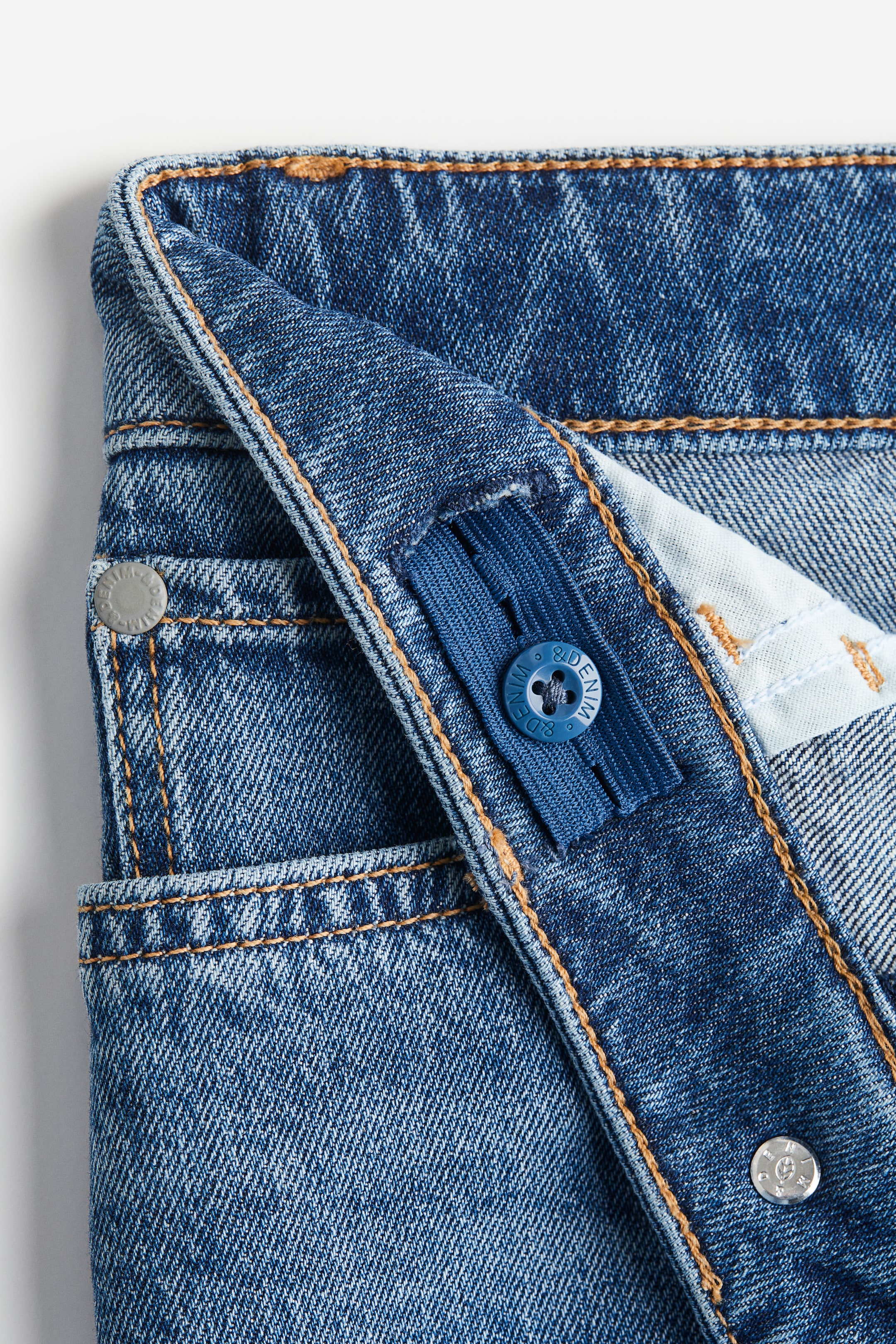 NMMoni - Højtaljede Denim Shorts