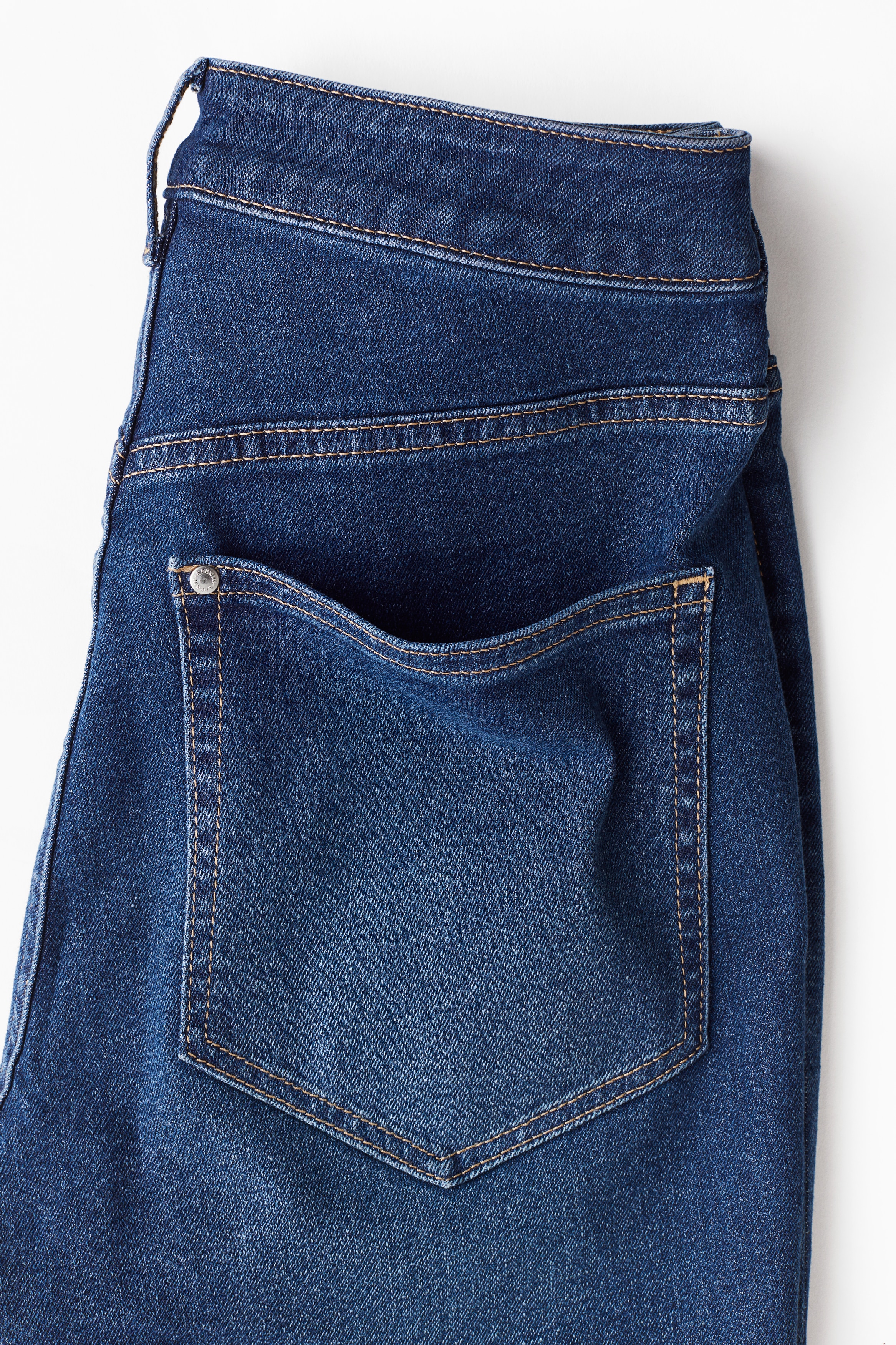 Curvy Fit Ultra High Ankle Jeggings