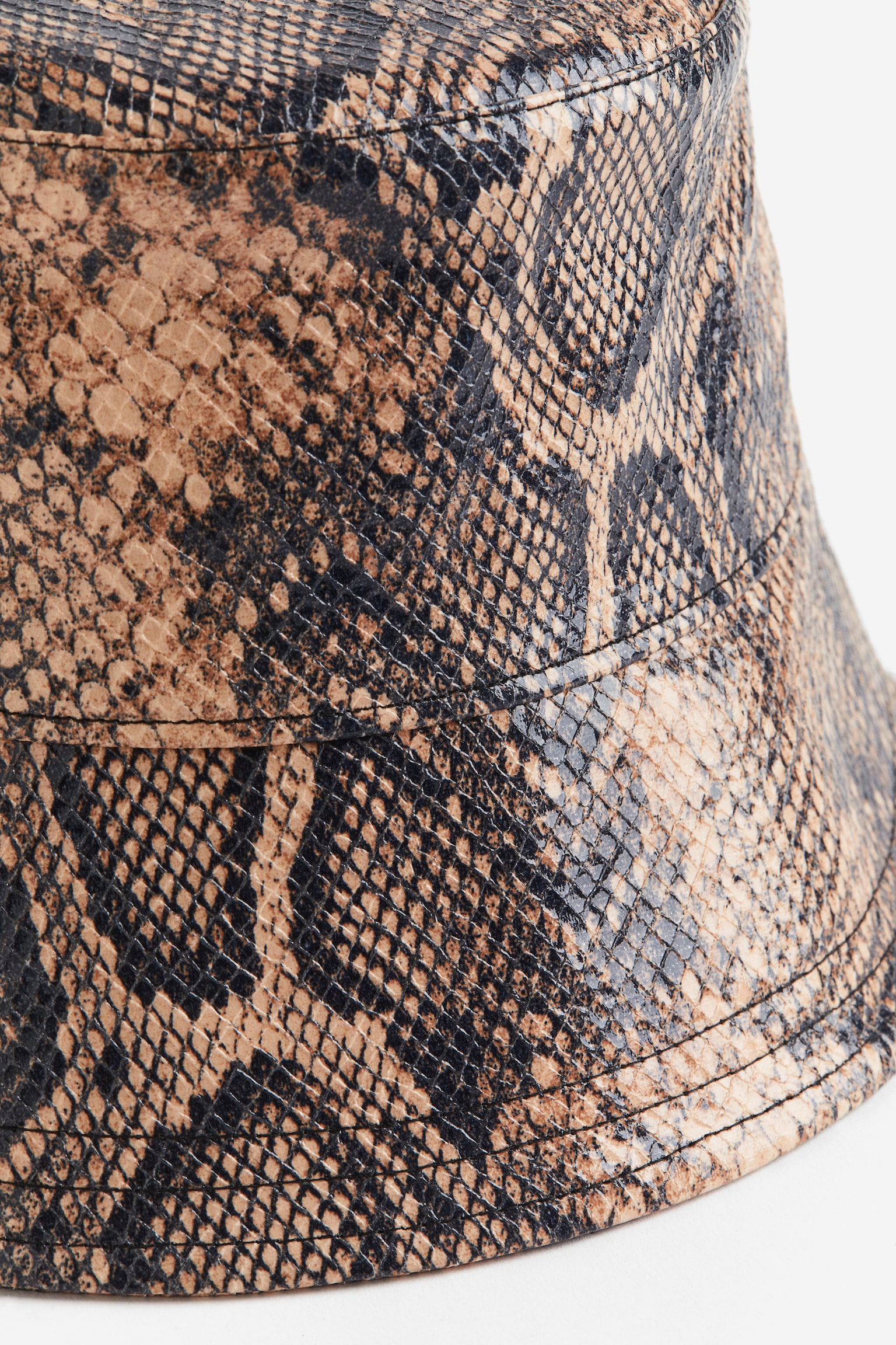 Bucket Hat - Beige/Snakeskin pattern/Black - 2