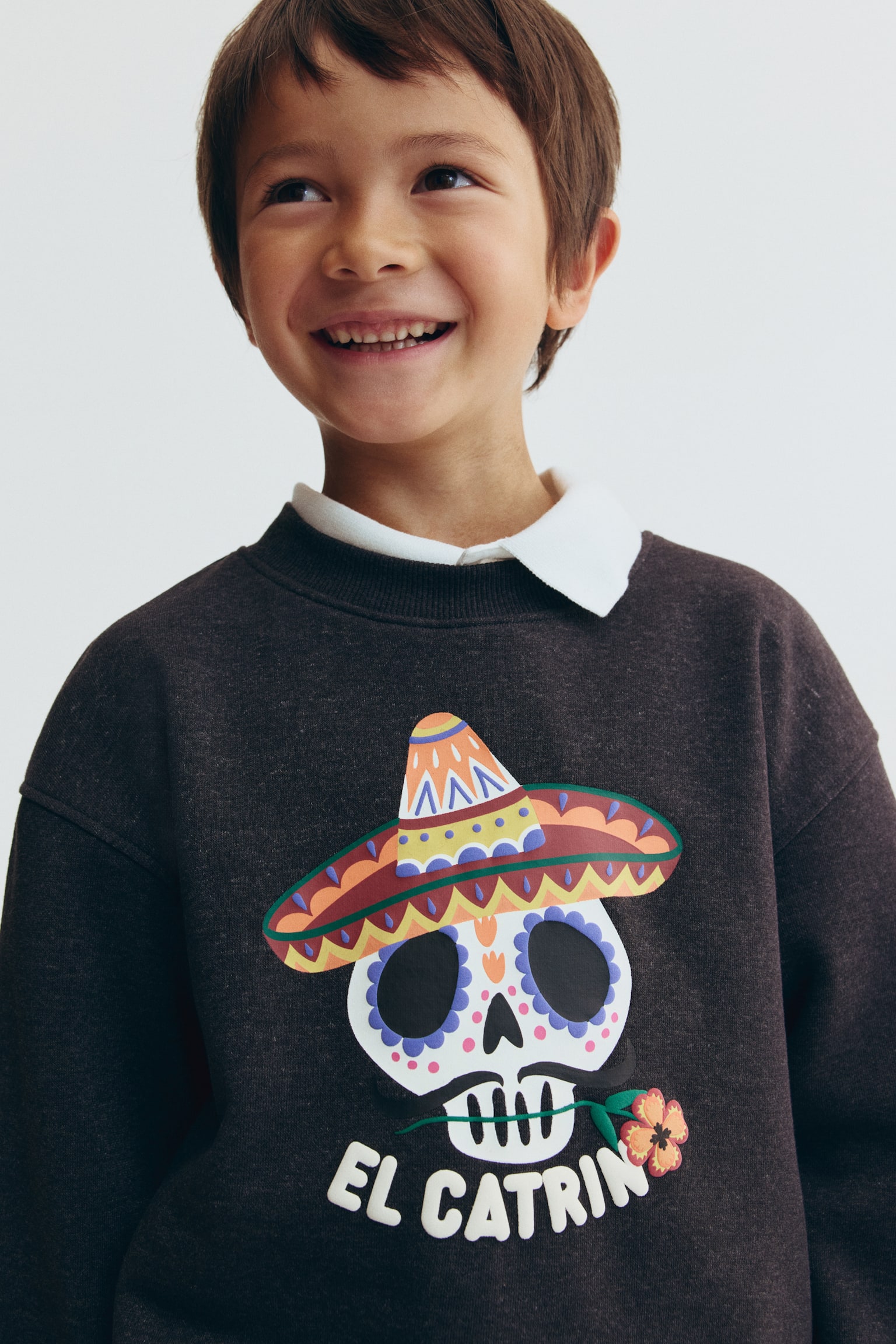 Детские толстовки H&M Sweatshirt with Printed Motif, цвет: Угольный серый — фото 5