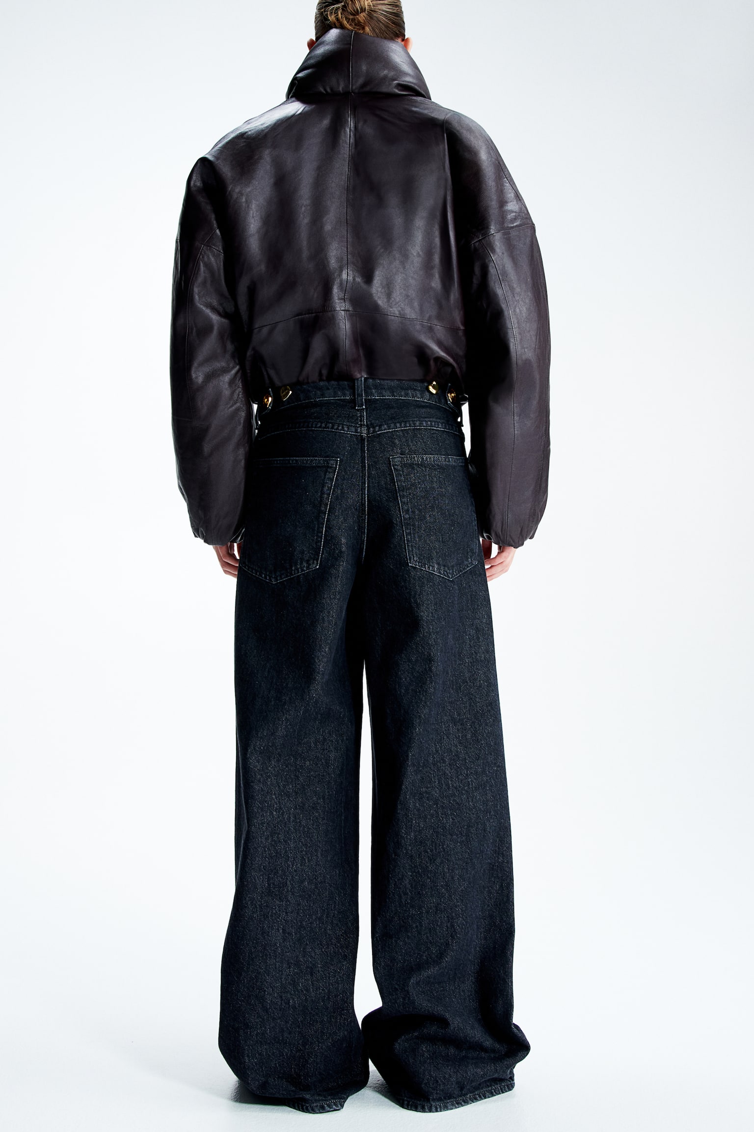 Wide Statement Button Jeans - Black - 7