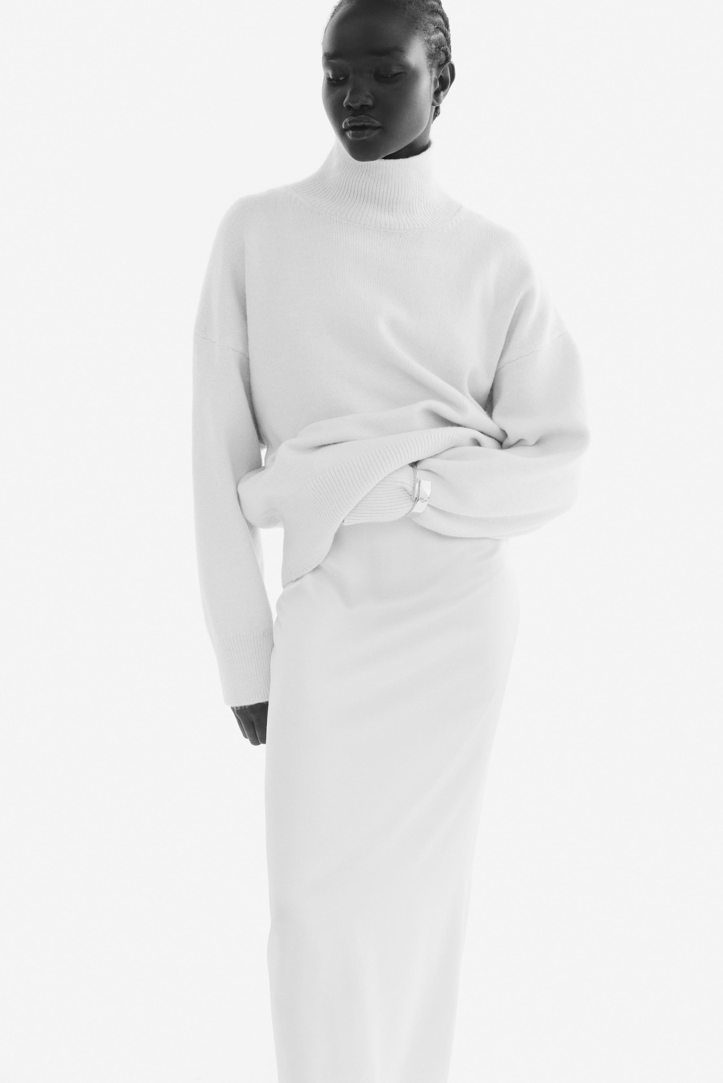 Women's Light taupe melange Oversized Mock-Turtleneck Sweater | H&M US