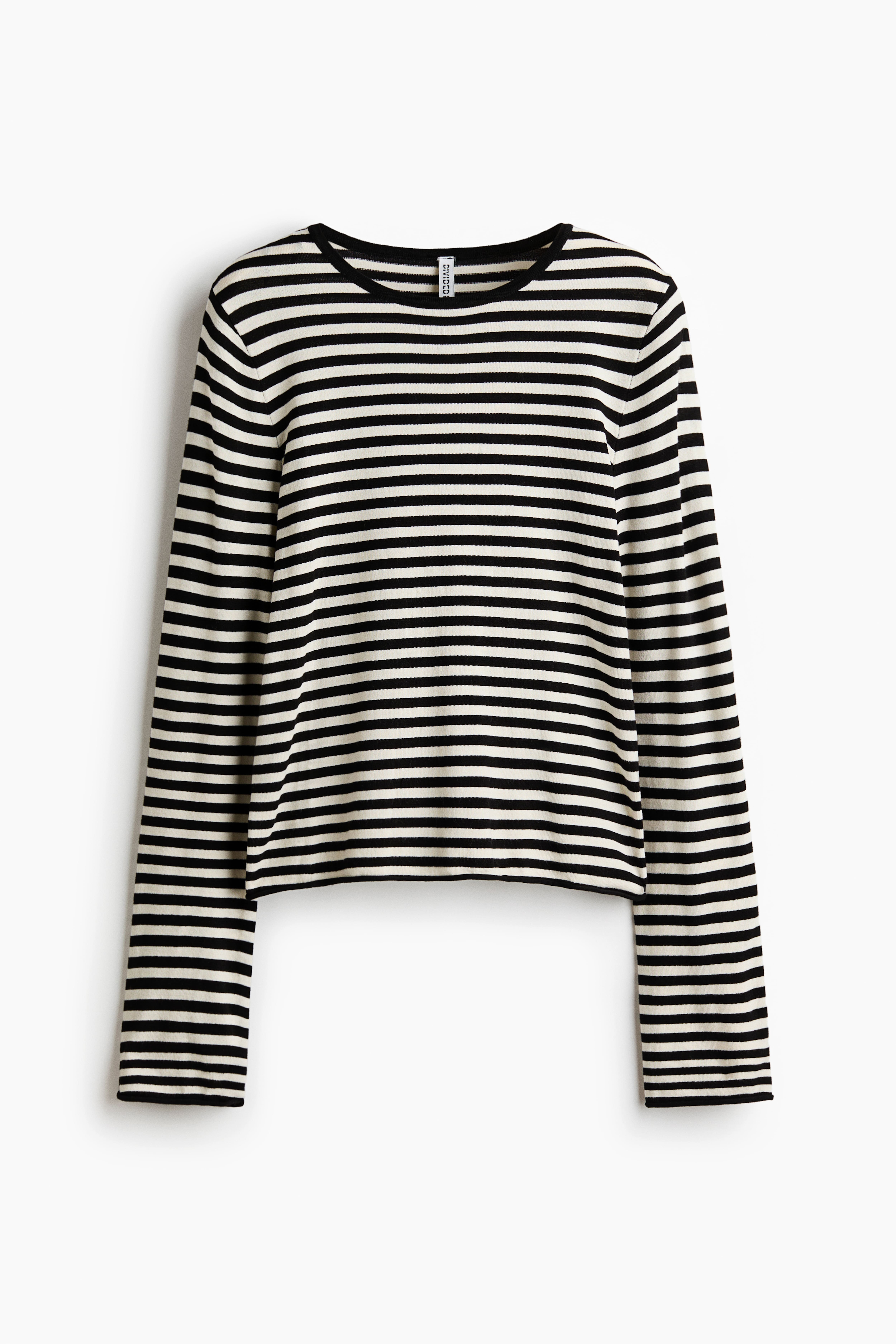 Long-Sleeved Fine-Knit Top