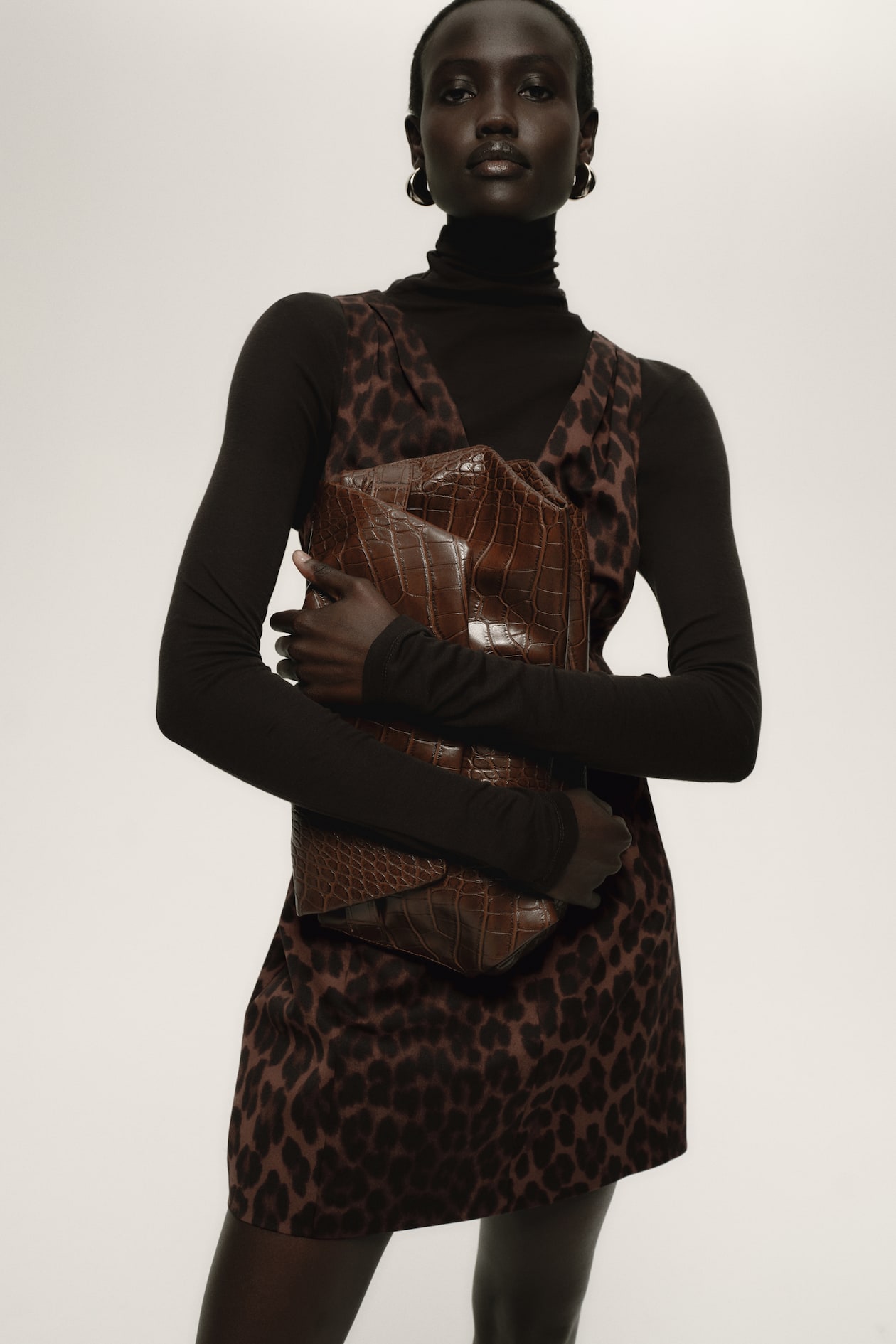 Robe cintrée à encolure en V - Marron/imprimé léopard - FEMME | H&M FR