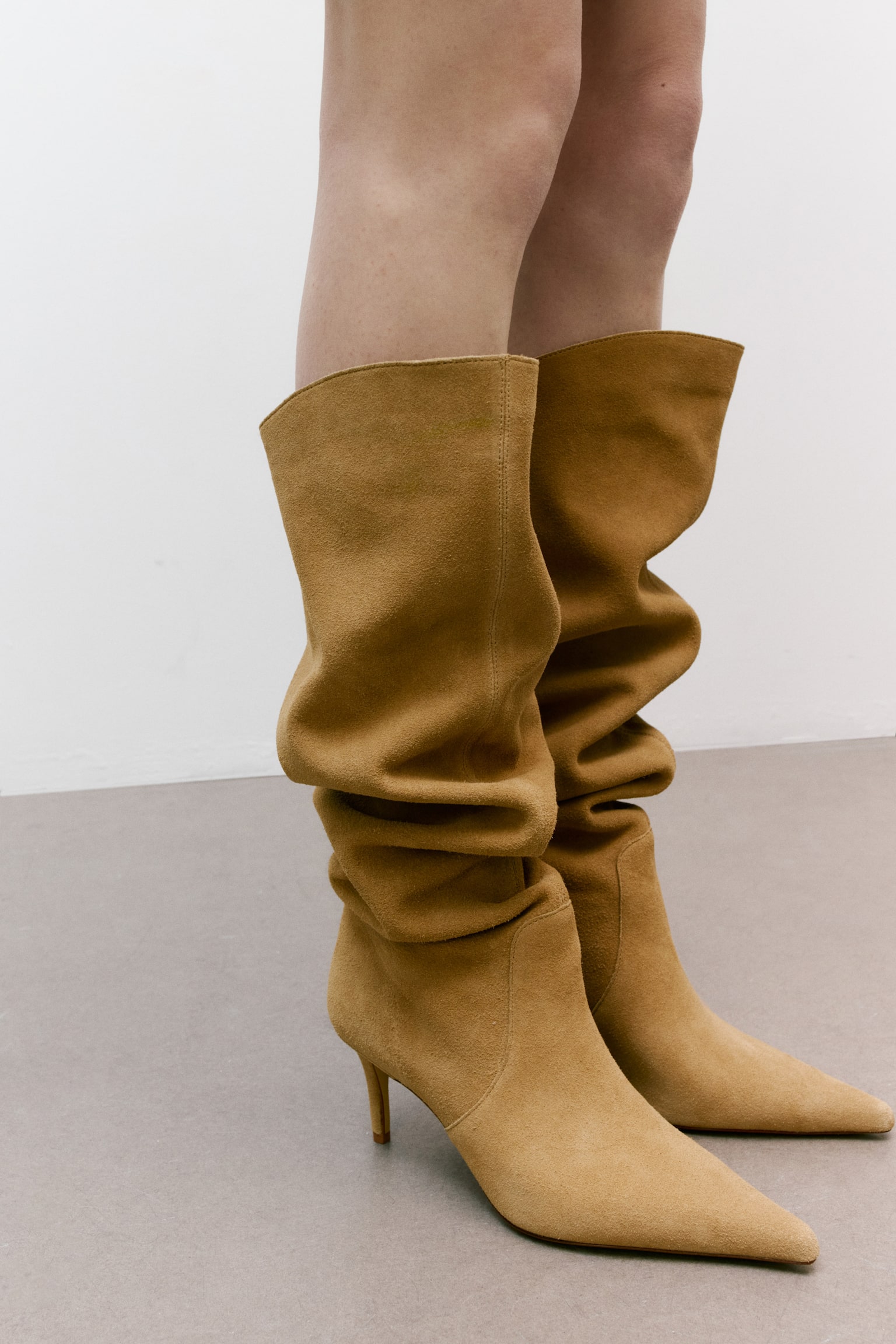 Knee-high split suede boots - 3
