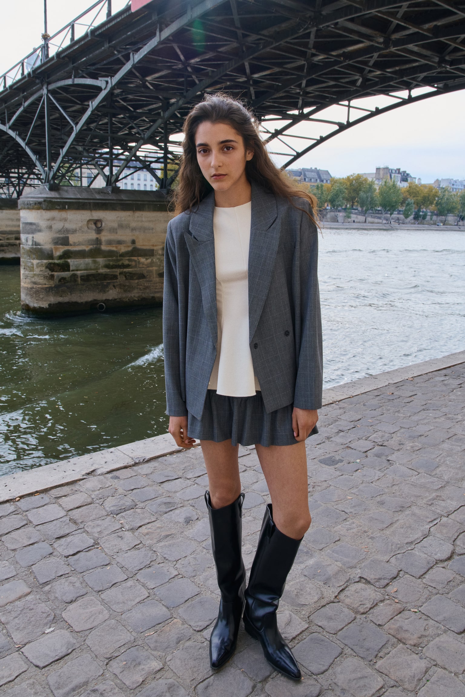 Sleeveless peplum top - White/Black/Red - 5