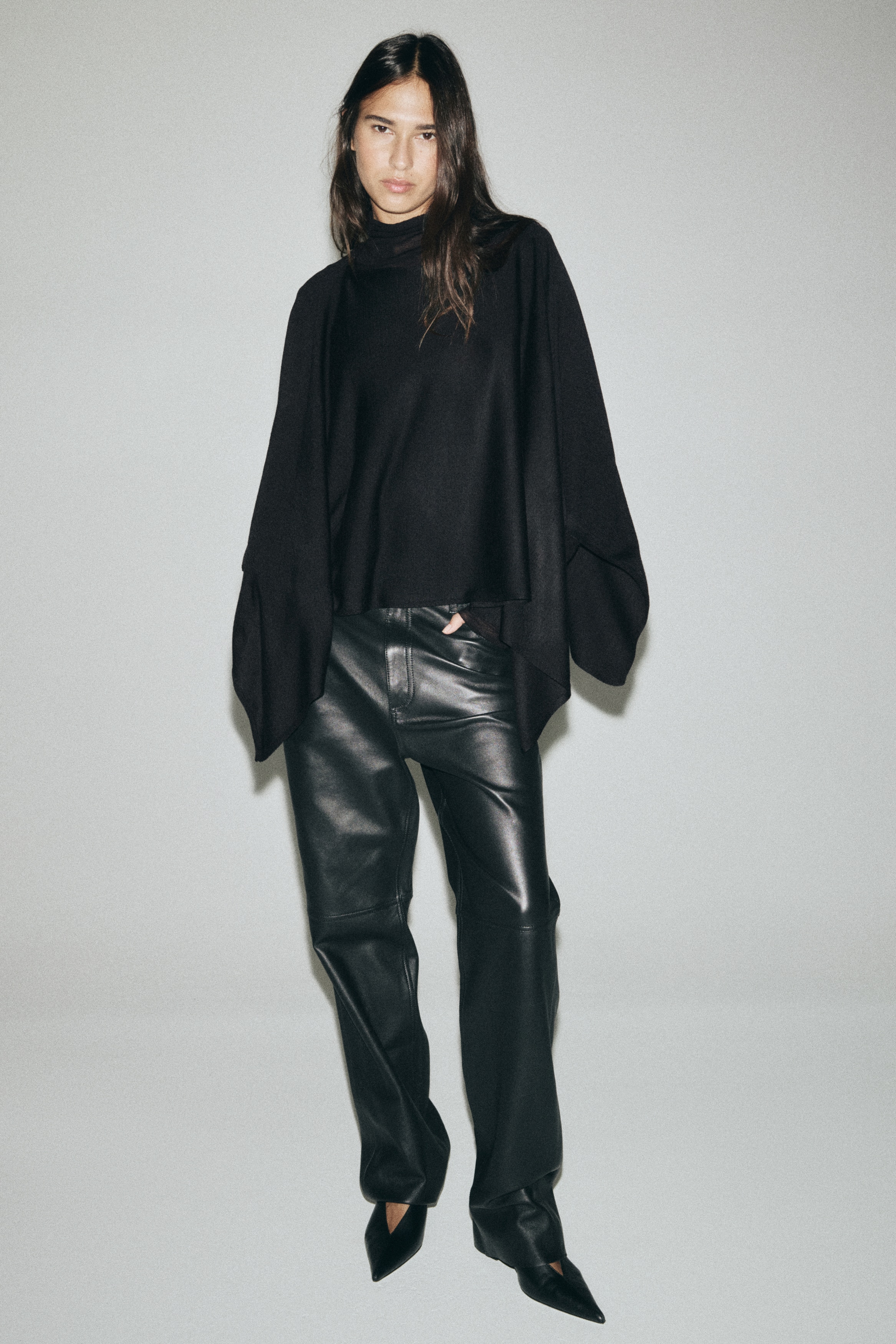 Κάπα με λεπτή πλέξη - Μαύρο/Σκούρο γκρι μελανζέ